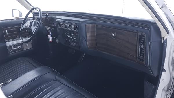 Photo 27 VIN: 1G6DW51Y0KR734754 - CADILLAC BROUGHAM 