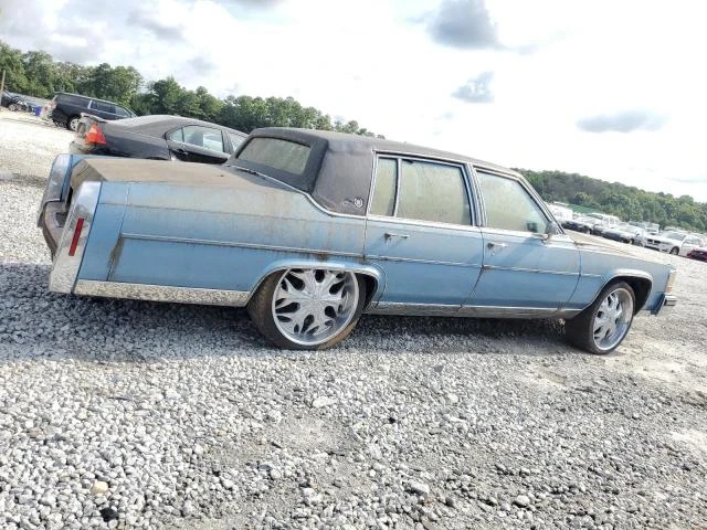 Photo 2 VIN: 1G6DW51Y1J9710932 - CADILLAC BROUGHAM 