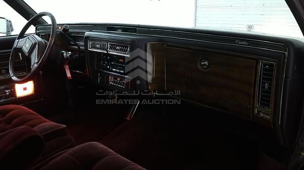 Photo 30 VIN: 1G6DW51Y5J9705572 - CADILLAC BROUGHAM 