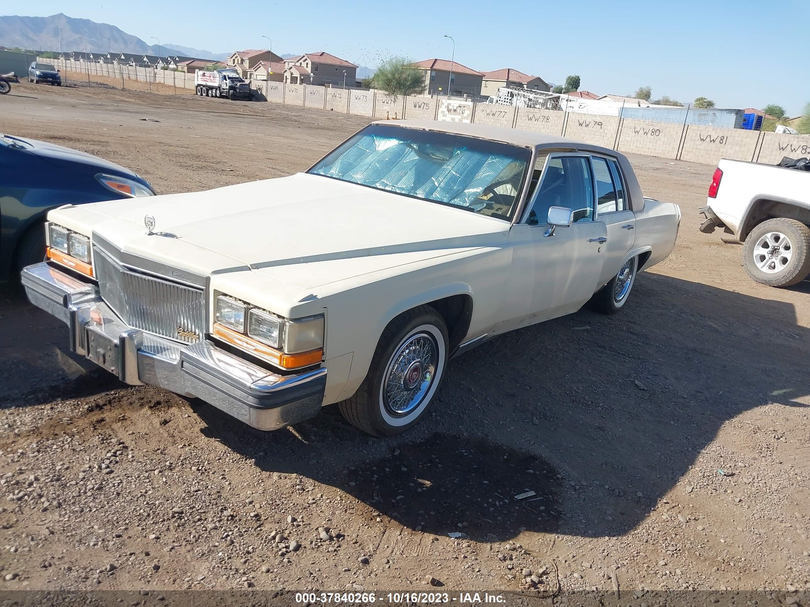 Photo 1 VIN: 1G6DW51Y8H9714163 - CADILLAC BROUGHAM 