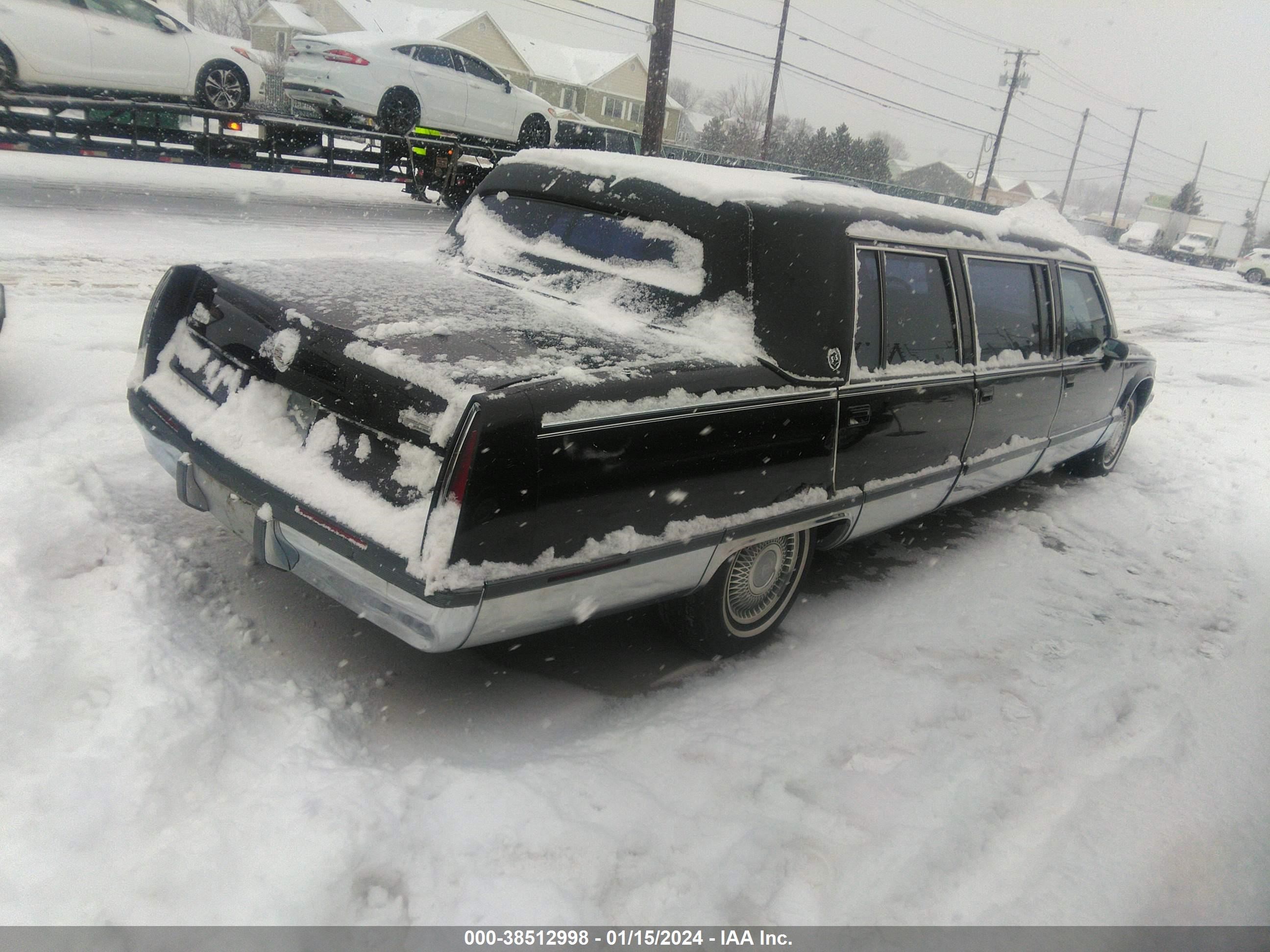 Photo 3 VIN: 1G6DW52P0RR722698 - CADILLAC FLEETWOOD 