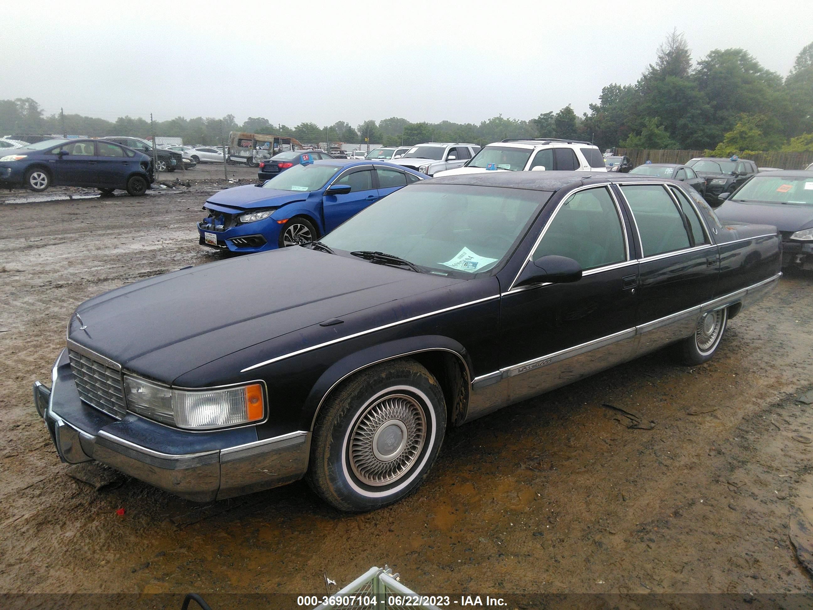 Photo 11 VIN: 1G6DW52P5SR710679 - CADILLAC FLEETWOOD 