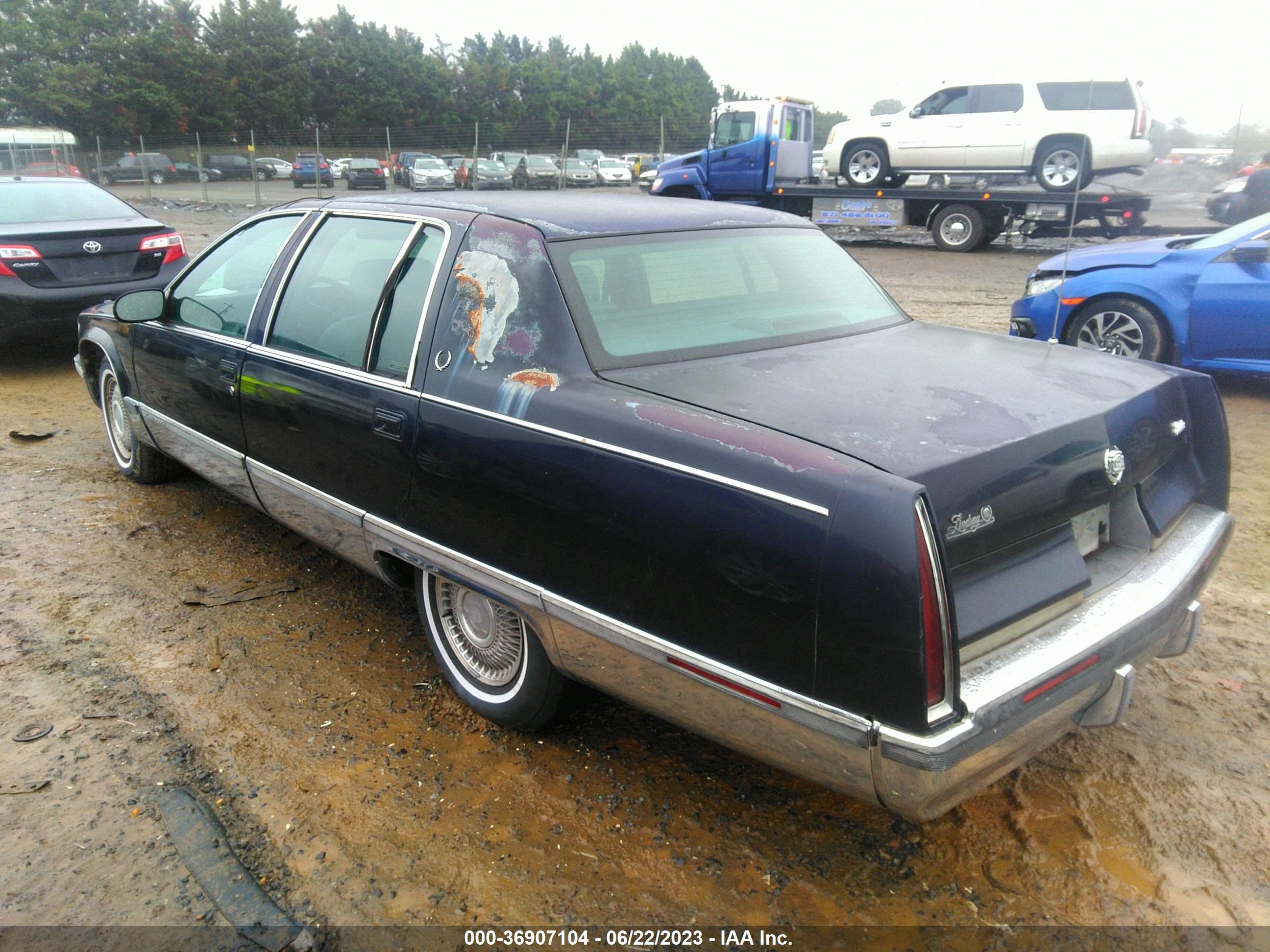 Photo 2 VIN: 1G6DW52P5SR710679 - CADILLAC FLEETWOOD 