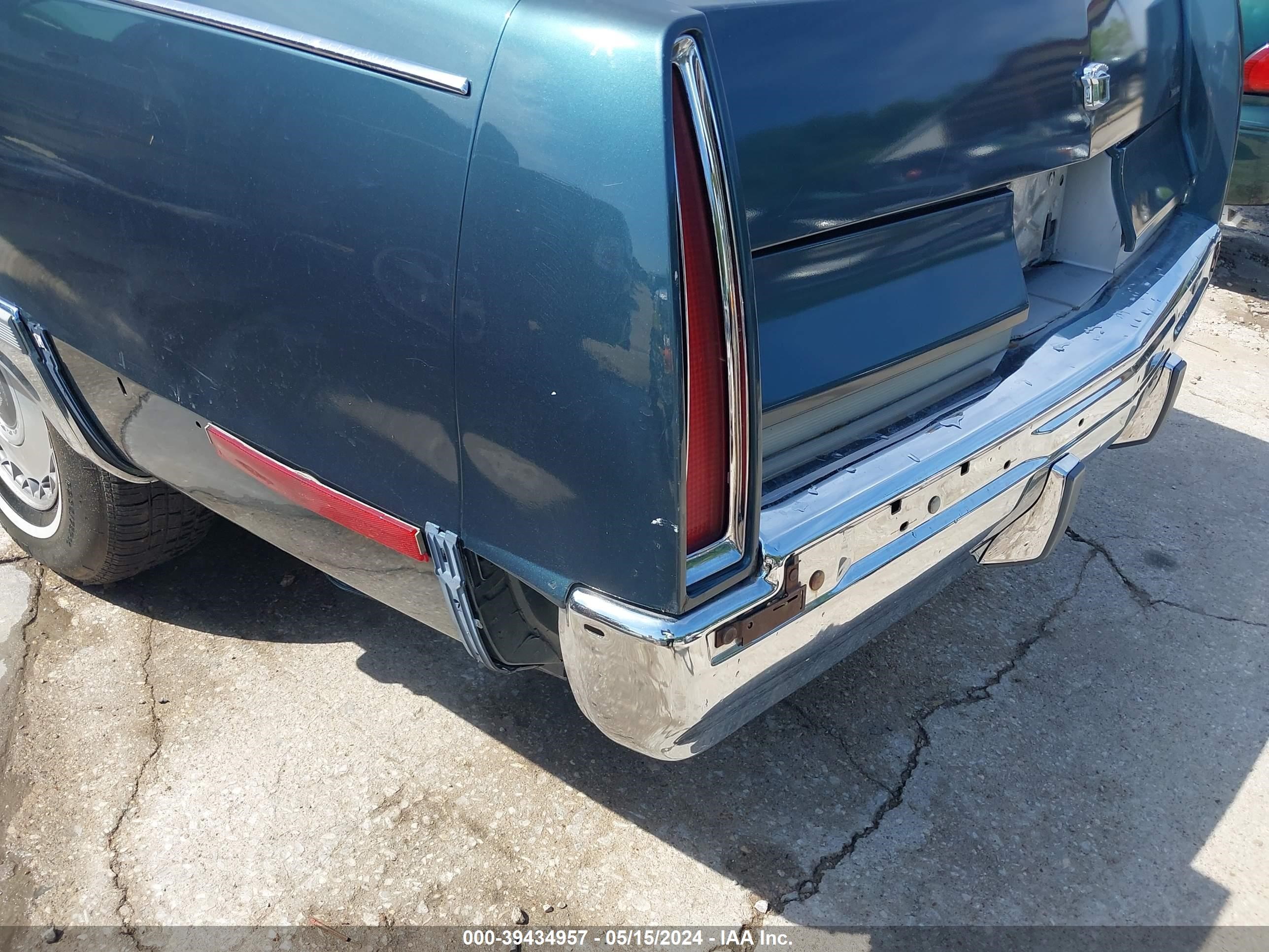 Photo 5 VIN: 1G6DW52P8RR726756 - CADILLAC FLEETWOOD 