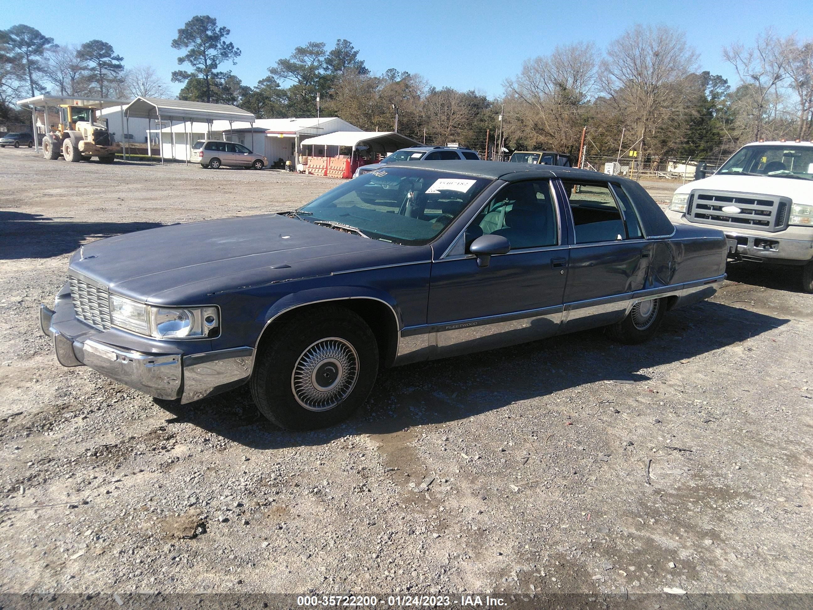 Photo 1 VIN: 1G6DW52PXRR714124 - CADILLAC FLEETWOOD 