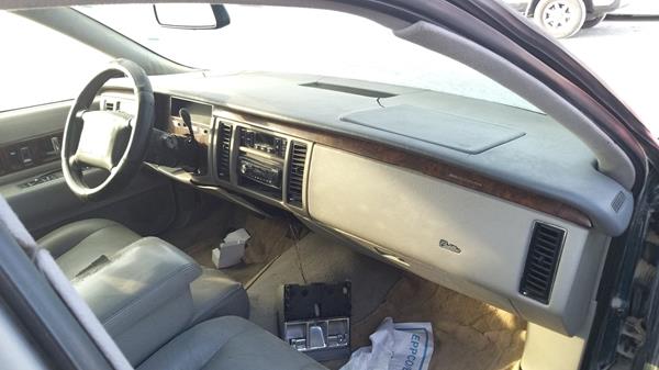 Photo 21 VIN: 1G6DW52PXTR705527 - CADILLAC FLEETWOOD 