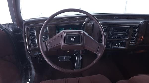 Photo 13 VIN: 1G6DW5471NR704377 - CADILLAC BROUGHAM 