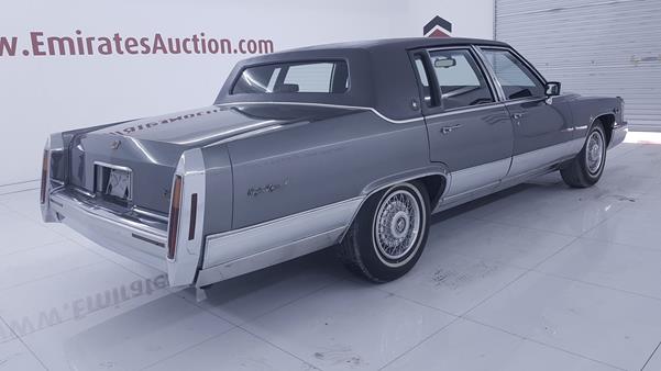 Photo 8 VIN: 1G6DW5471NR704377 - CADILLAC BROUGHAM 