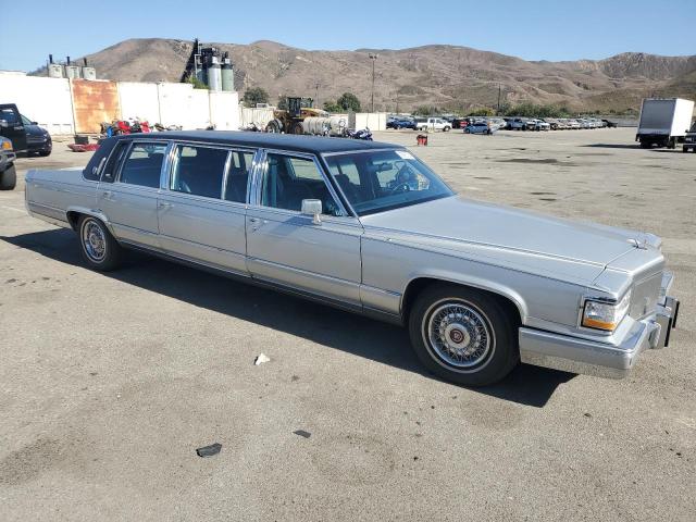 Photo 3 VIN: 1G6DW5474NR713140 - CADILLAC BROUGHAM 