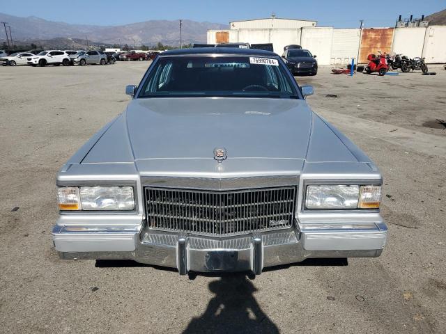 Photo 4 VIN: 1G6DW5474NR713140 - CADILLAC BROUGHAM 