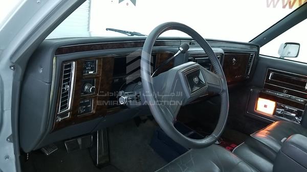 Photo 10 VIN: 1G6DW5477LR713193 - CADILLAC BRIGHAM 