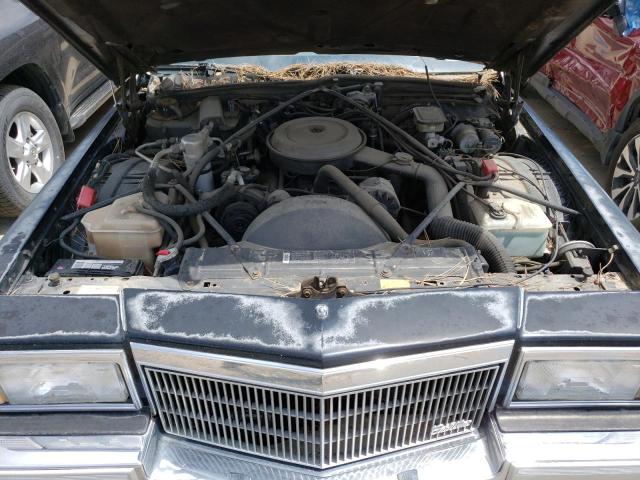 Photo 11 VIN: 1G6DW5478NR712413 - CADILLAC BROUGHAM 