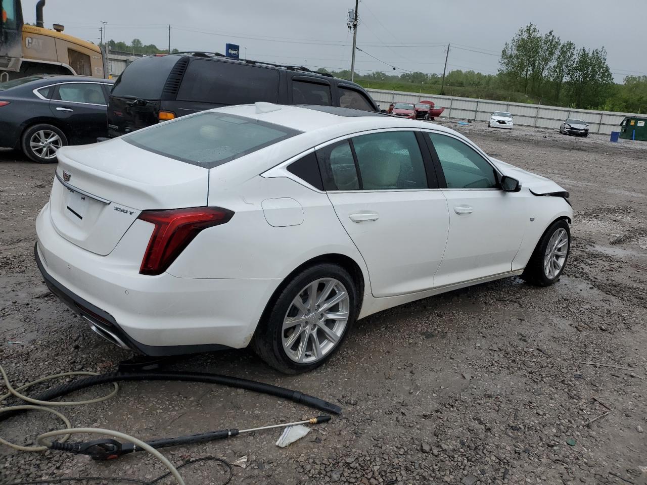 Photo 2 VIN: 1G6DW5RK4R0102855 - CADILLAC CT5 