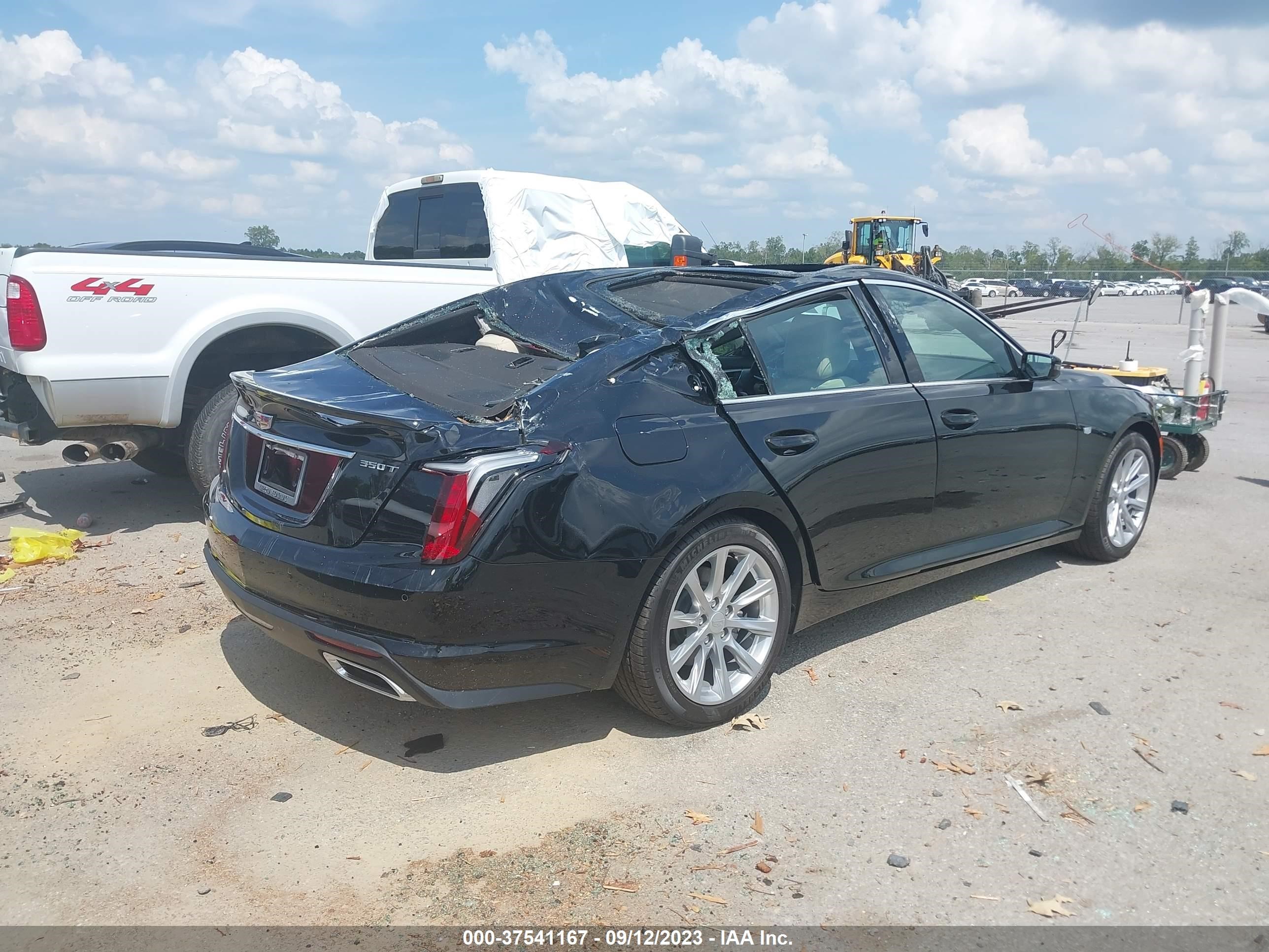 Photo 3 VIN: 1G6DW5RK9P0151322 - CADILLAC CT5 