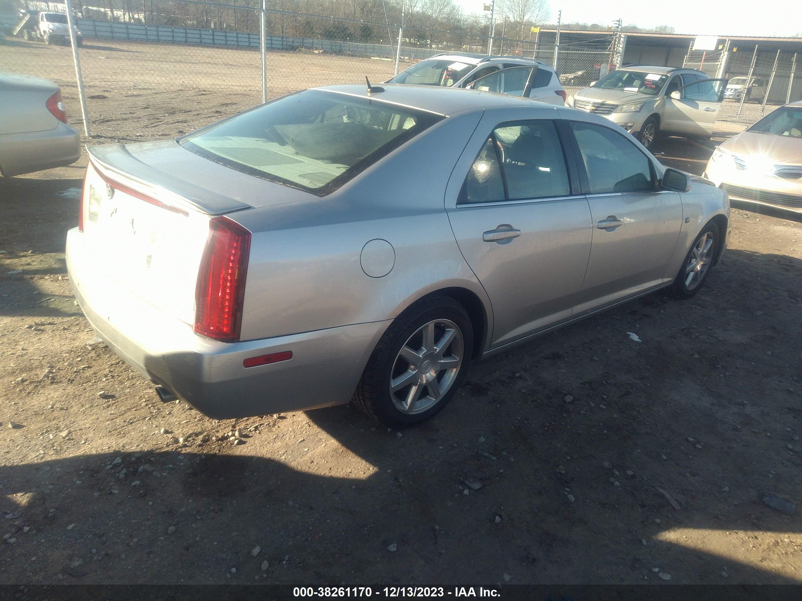 Photo 3 VIN: 1G6DW677050133292 - CADILLAC STS 