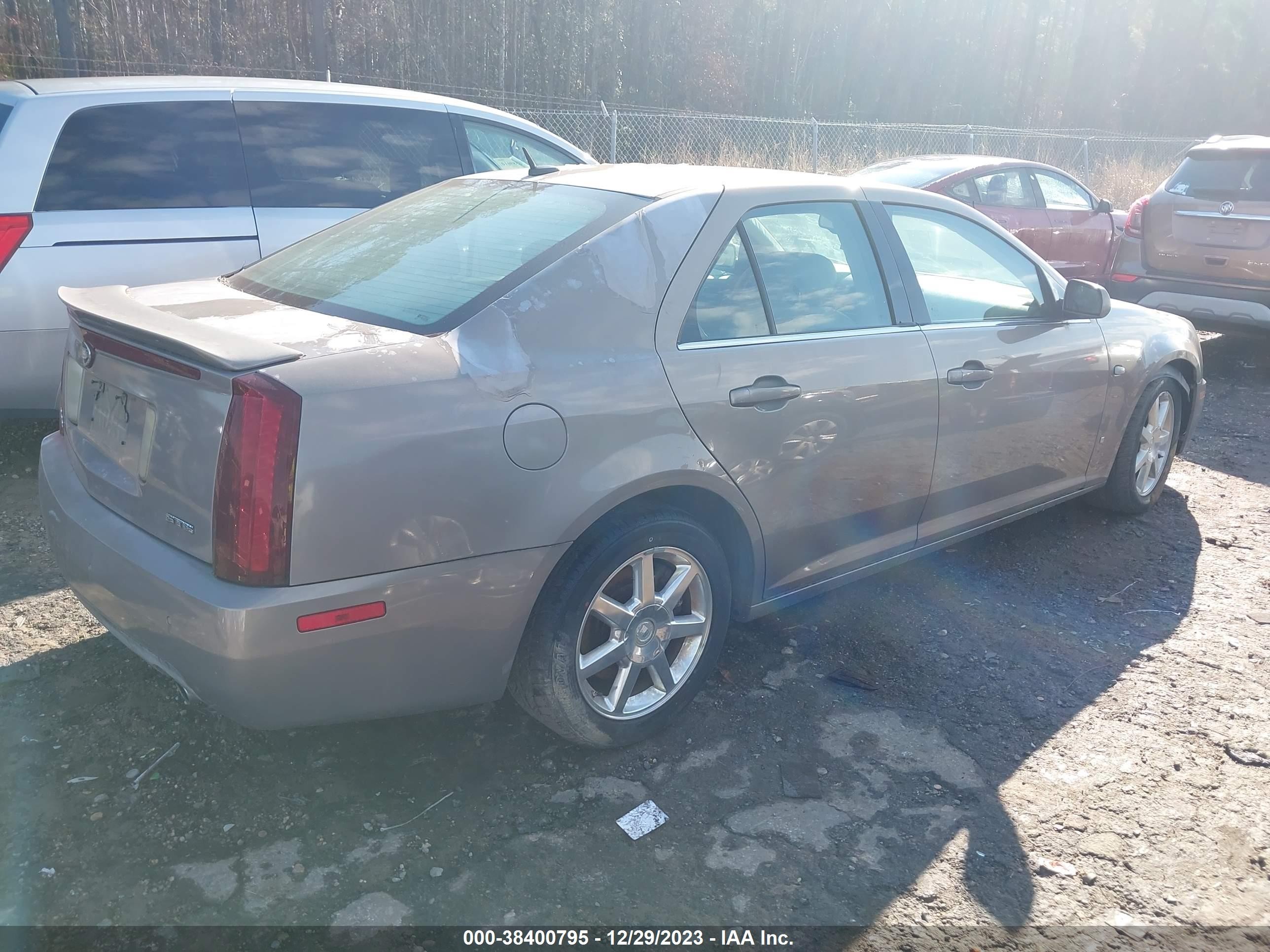 Photo 3 VIN: 1G6DW677160119838 - CADILLAC STS 