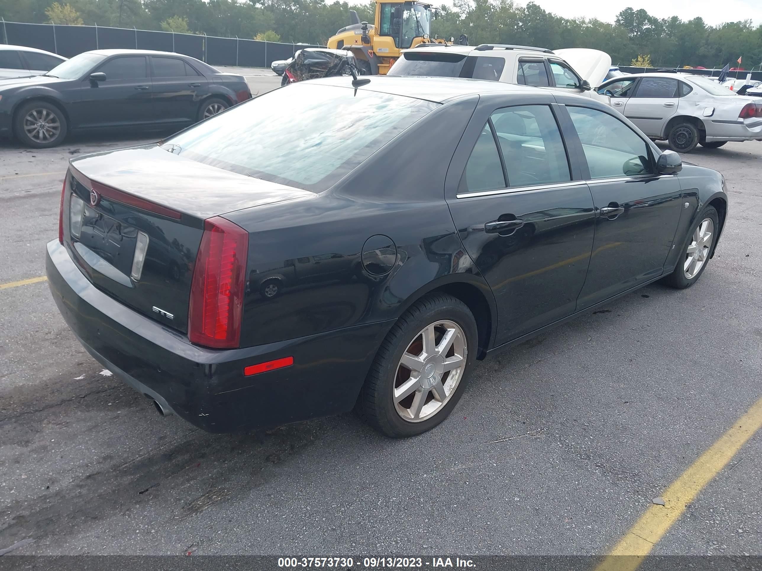 Photo 3 VIN: 1G6DW677360147480 - CADILLAC STS 