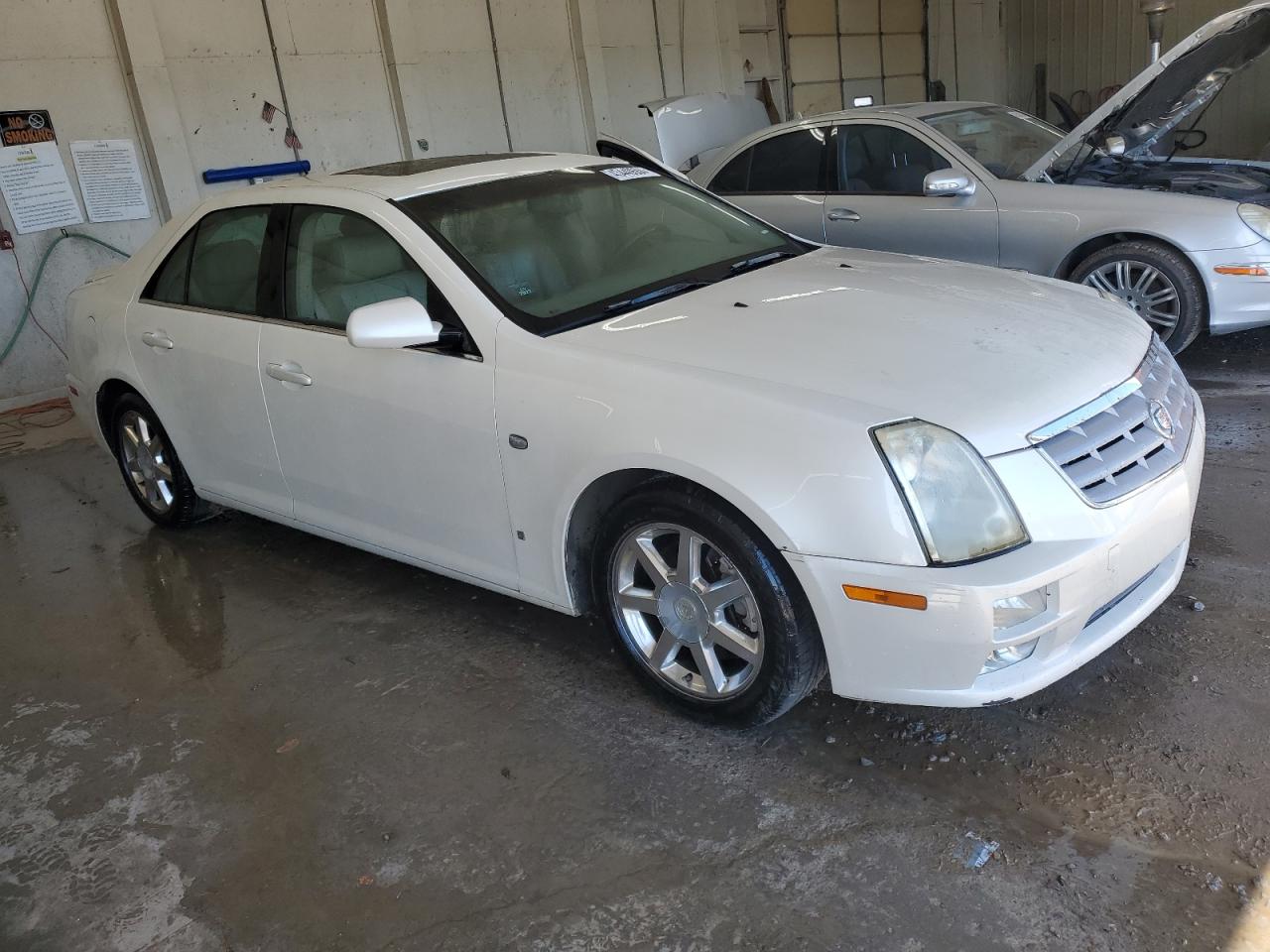 Photo 3 VIN: 1G6DW677460218329 - CADILLAC STS 