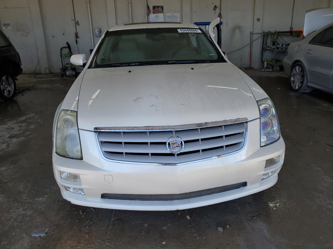 Photo 4 VIN: 1G6DW677460218329 - CADILLAC STS 