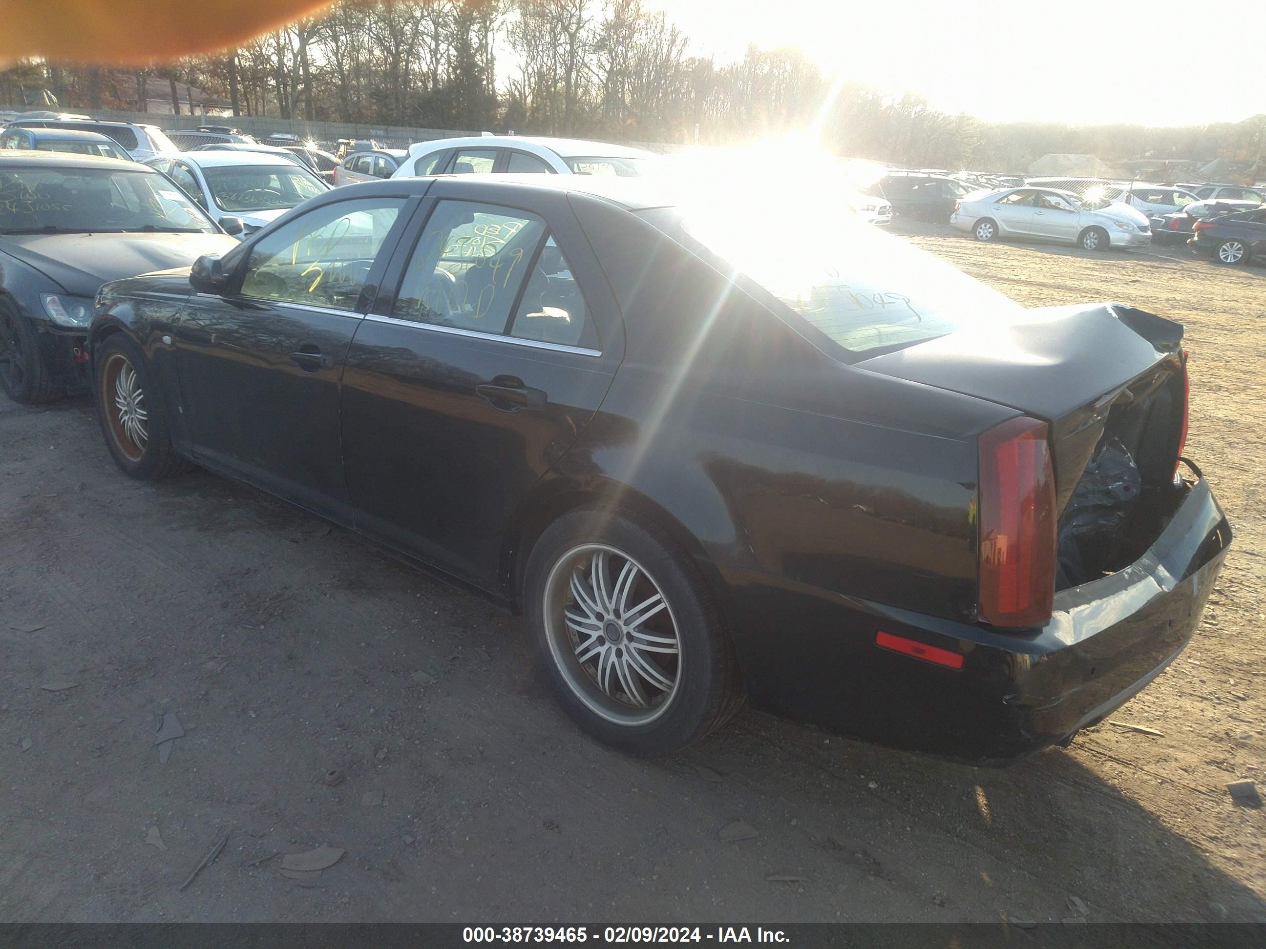 Photo 2 VIN: 1G6DW677760221841 - CADILLAC STS 