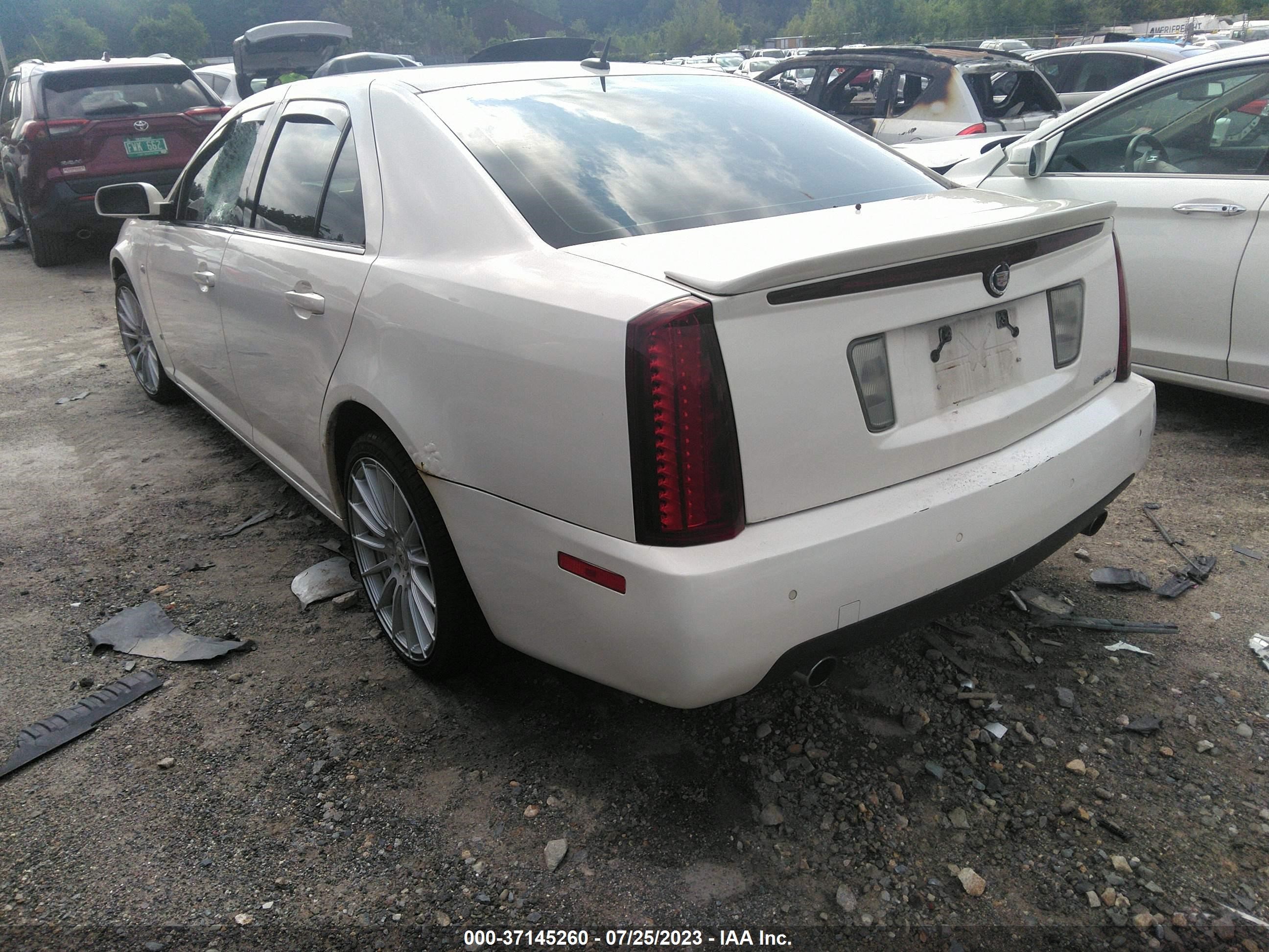 Photo 2 VIN: 1G6DW677970170814 - CADILLAC STS 