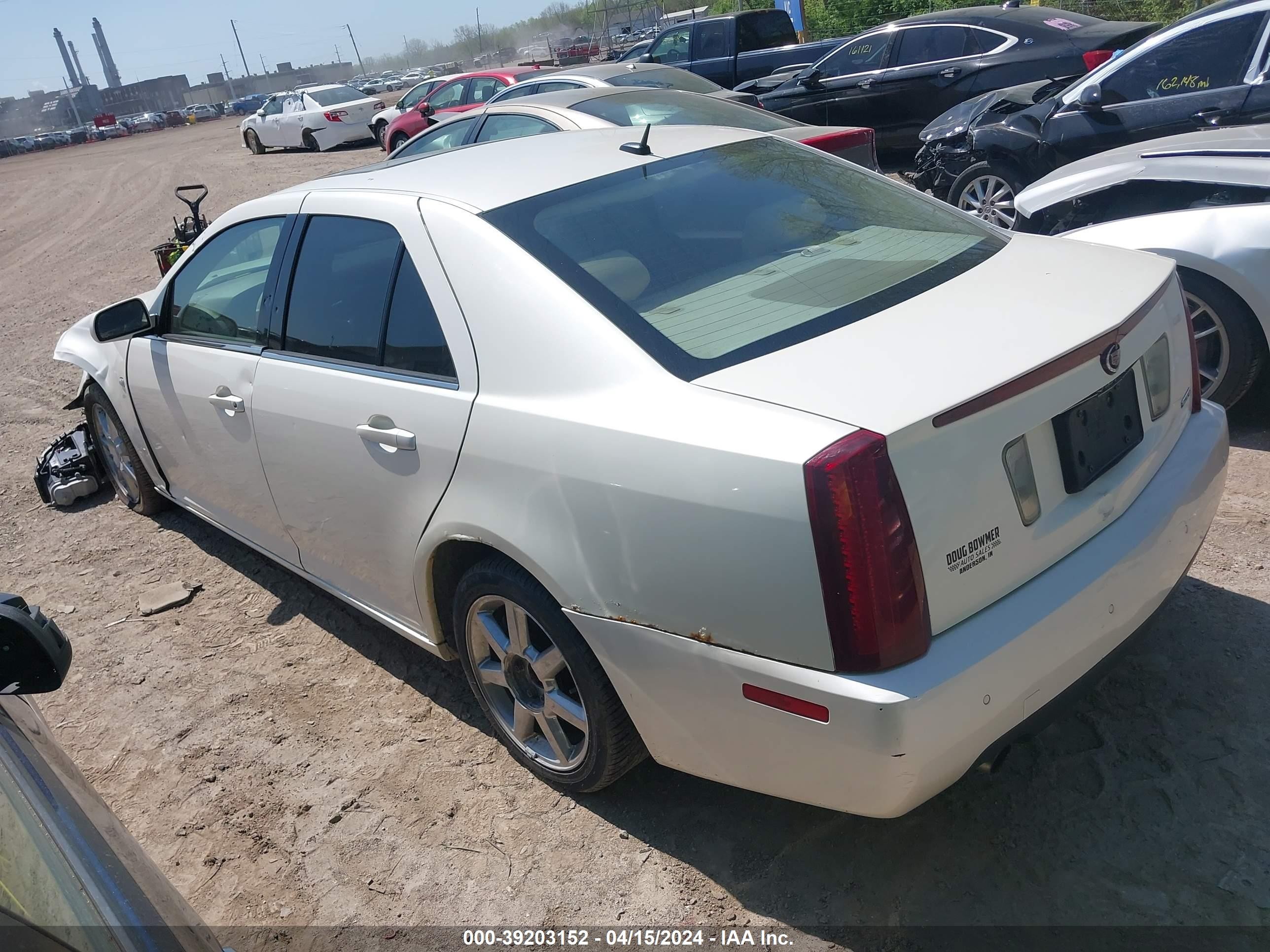 Photo 2 VIN: 1G6DW677X60106134 - CADILLAC STS 