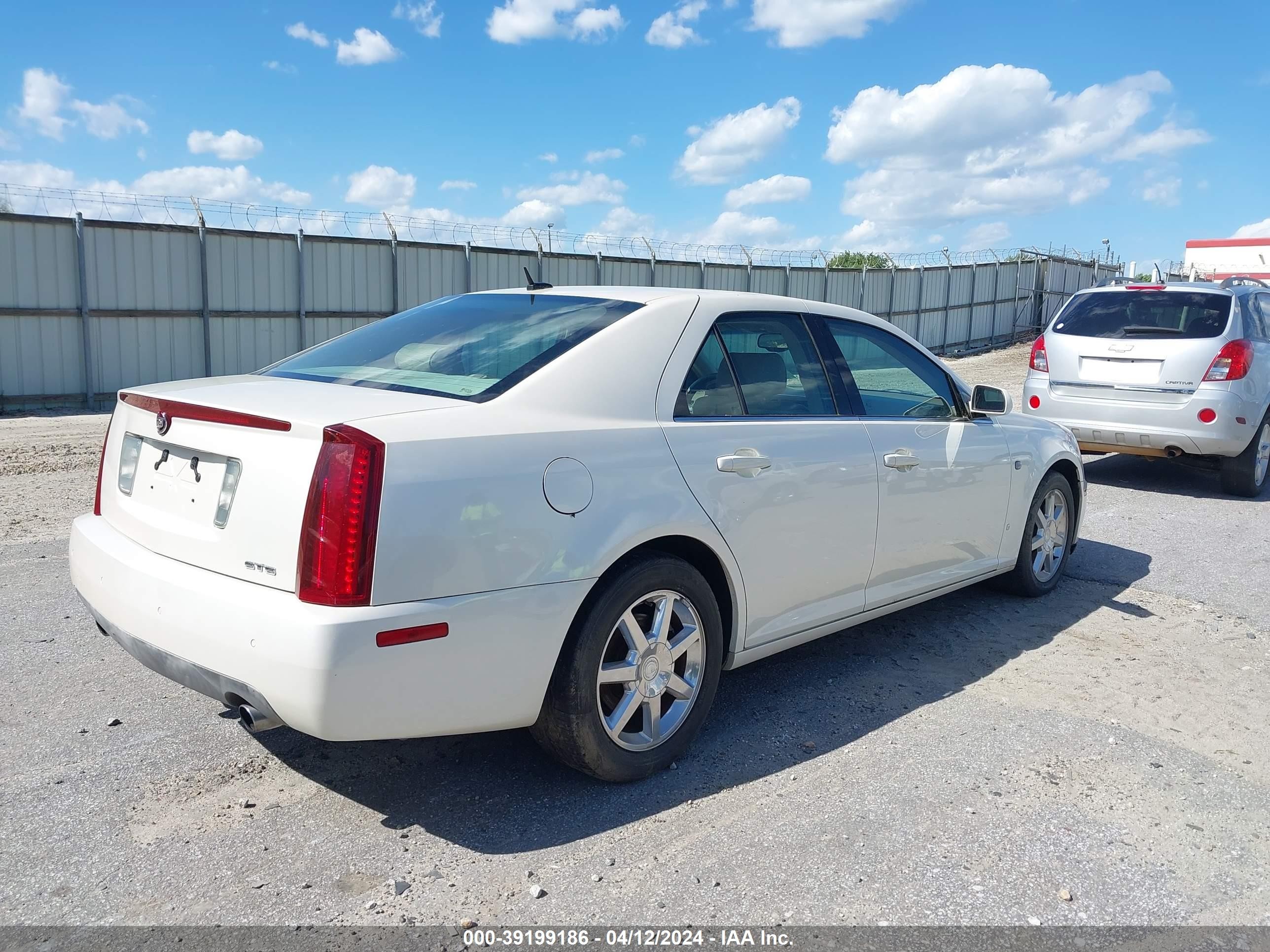 Photo 3 VIN: 1G6DW677X60125931 - CADILLAC STS 