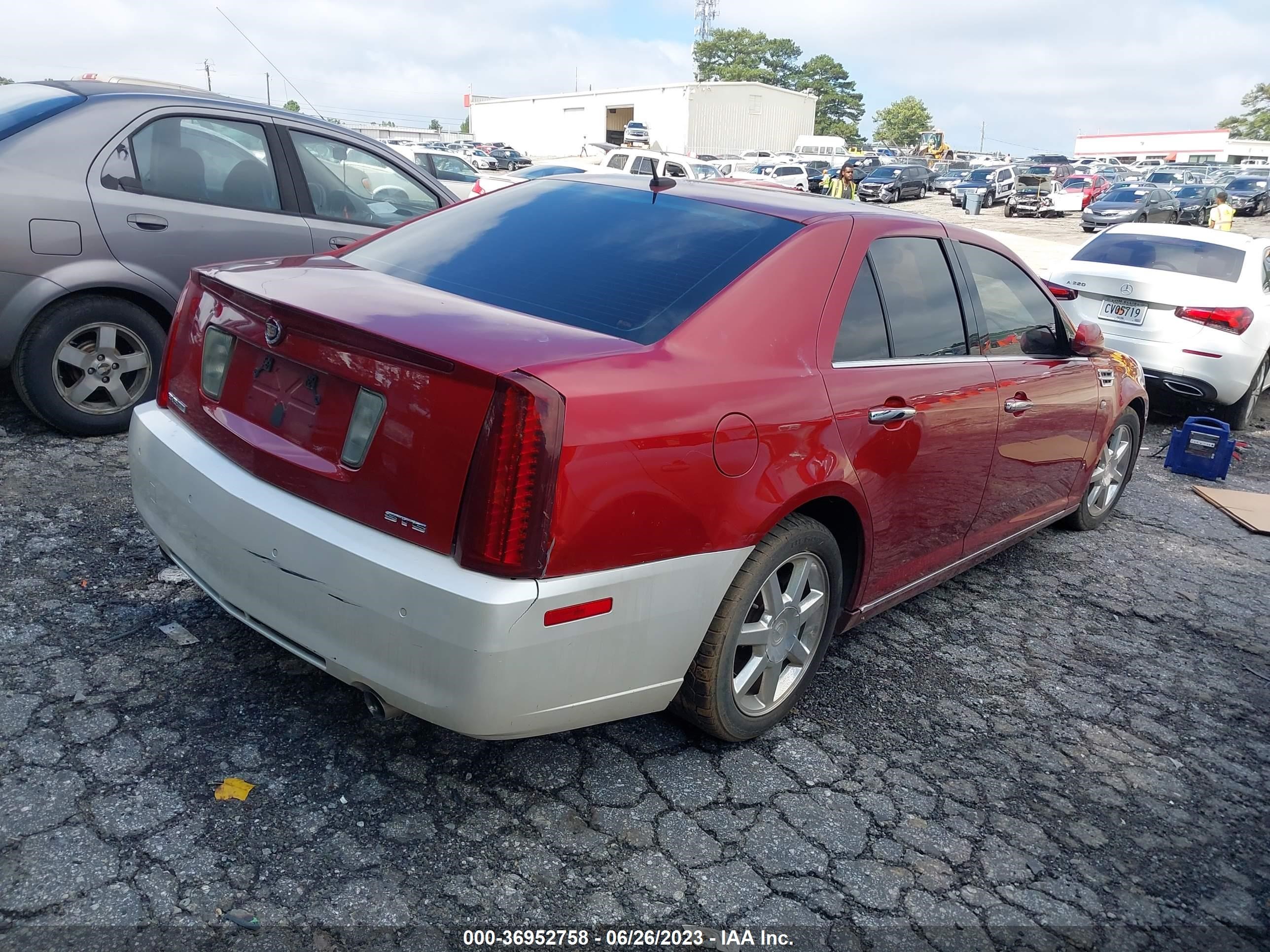 Photo 3 VIN: 1G6DW67V280179922 - CADILLAC STS 