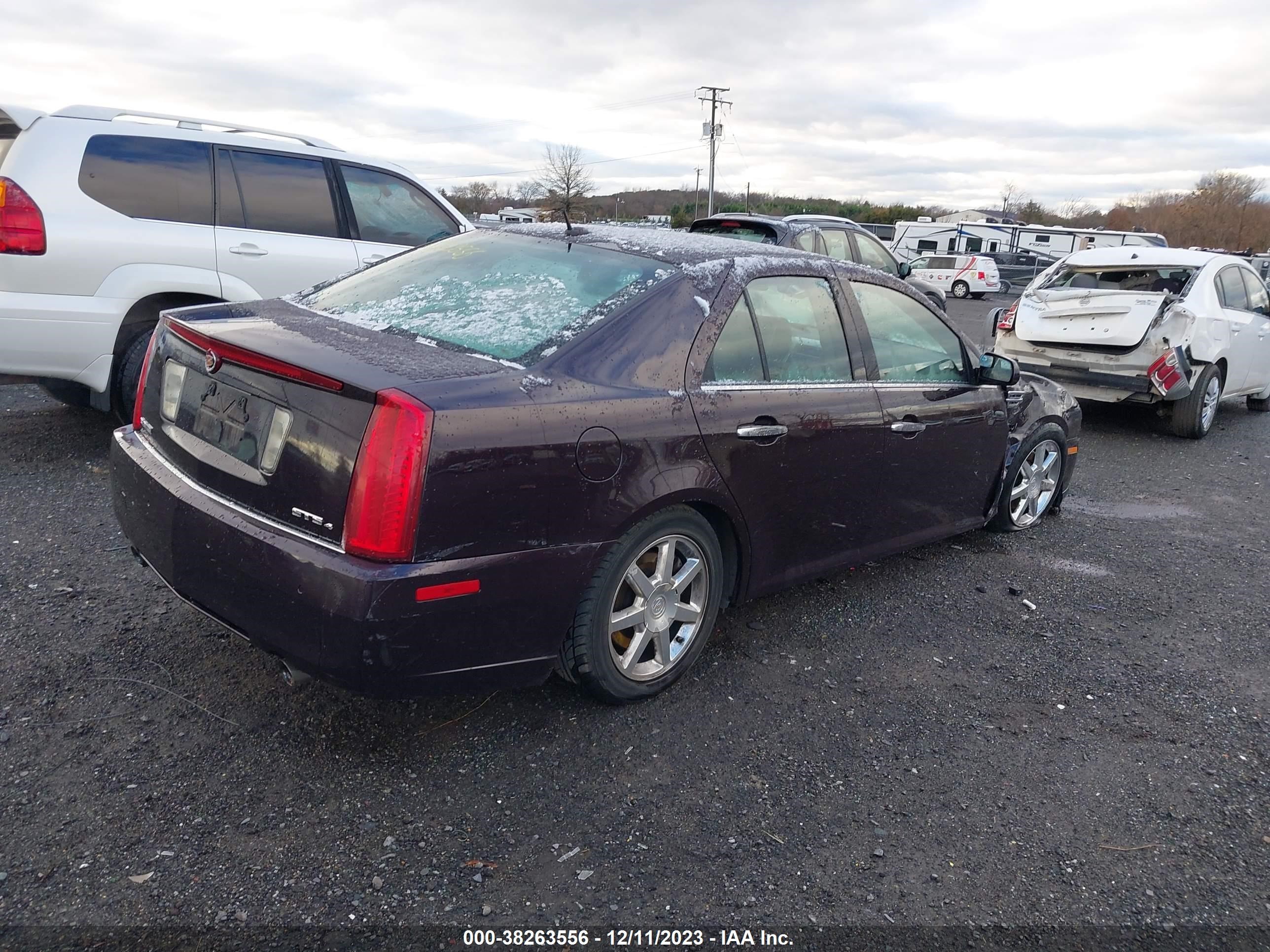 Photo 3 VIN: 1G6DW67V780119103 - CADILLAC STS 