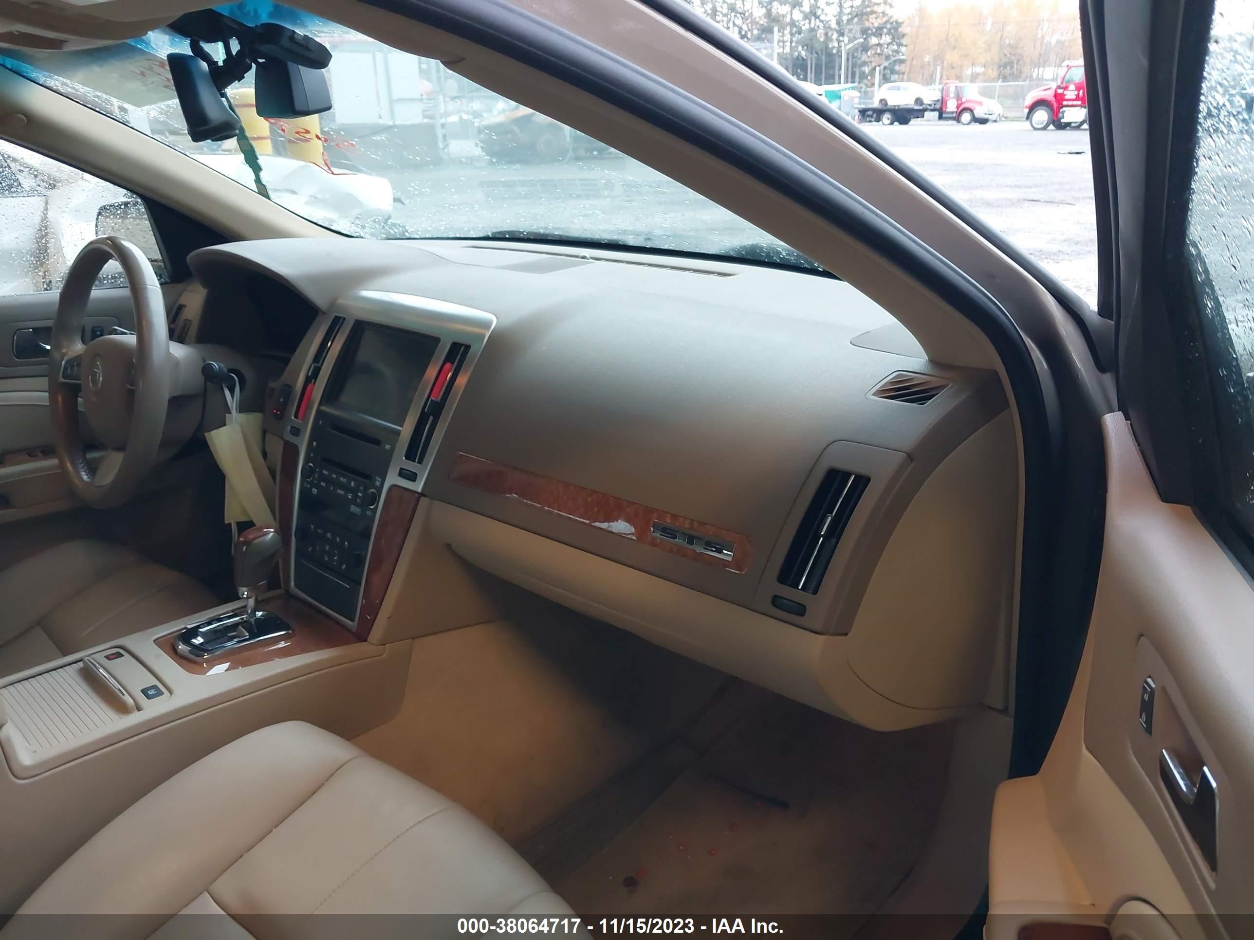 Photo 4 VIN: 1G6DW67V980102030 - CADILLAC STS 