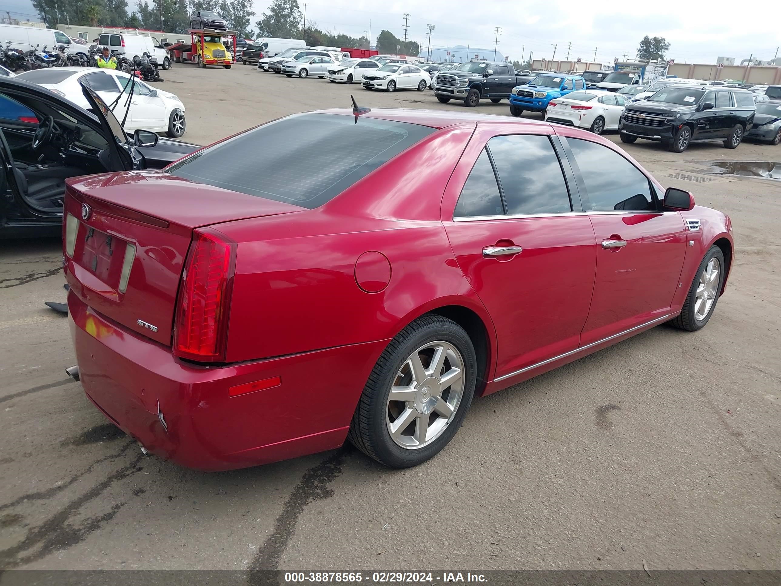 Photo 3 VIN: 1G6DW67VX80183295 - CADILLAC STS 