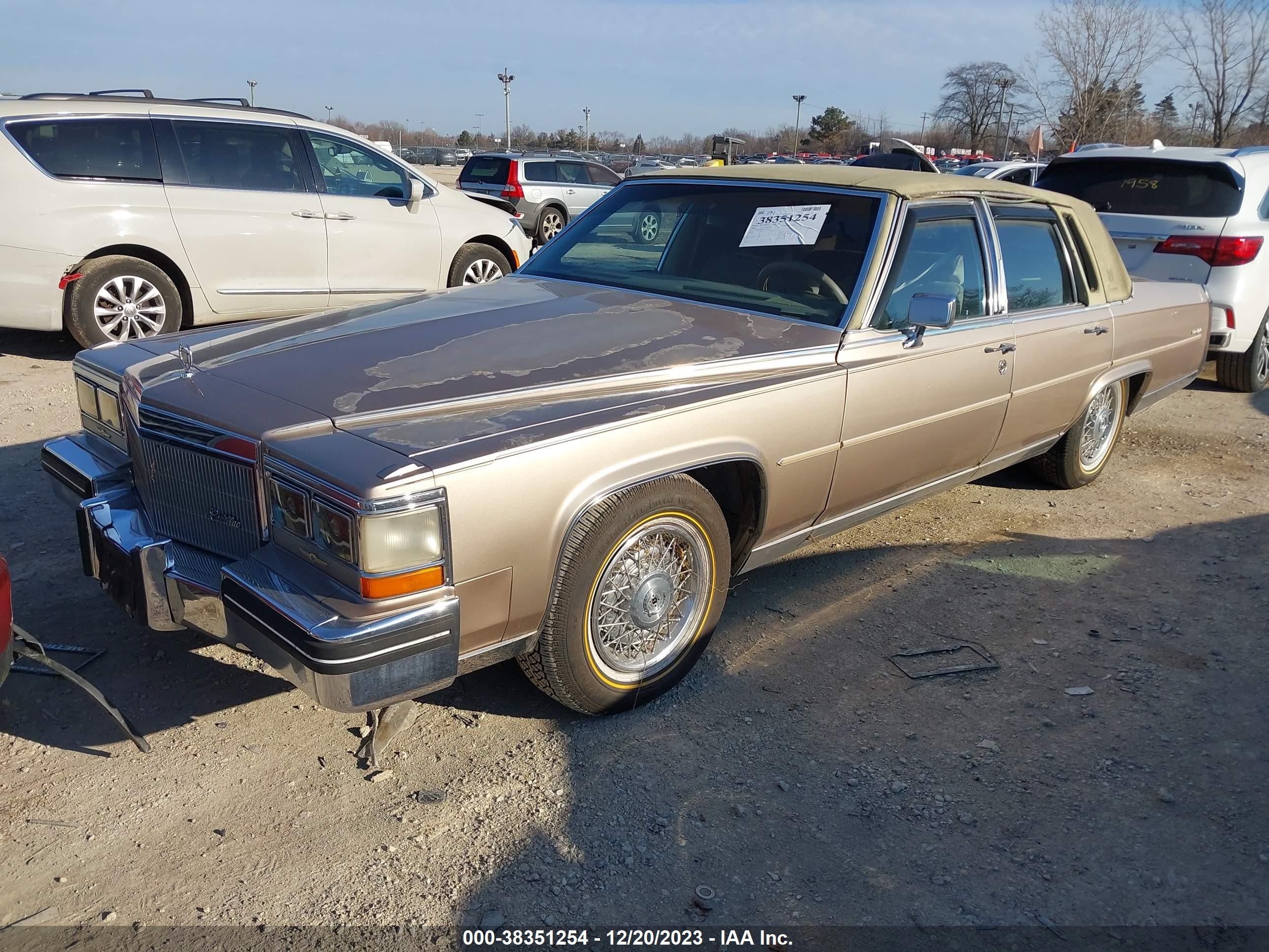 Photo 1 VIN: 1G6DW6984F9709436 - CADILLAC FLEETWOOD 