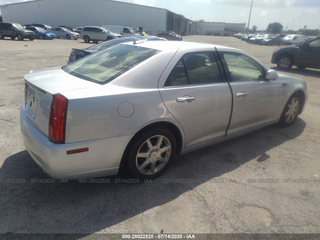 Photo 3 VIN: 1G6DW6ED1B0133404 - CADILLAC STS 