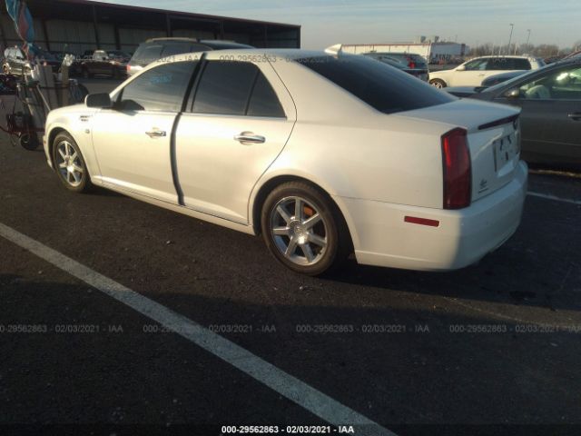 Photo 2 VIN: 1G6DW6ED5B0107260 - CADILLAC STS 