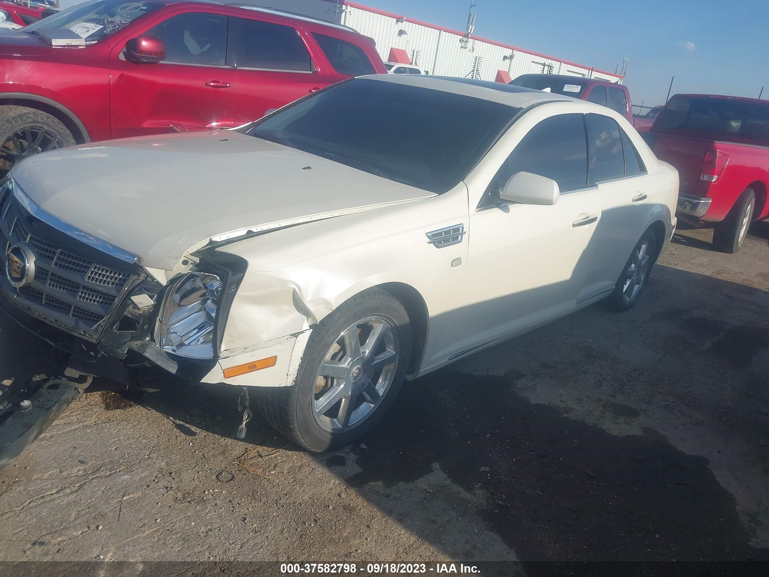 Photo 1 VIN: 1G6DW6ED5B0107260 - CADILLAC STS 