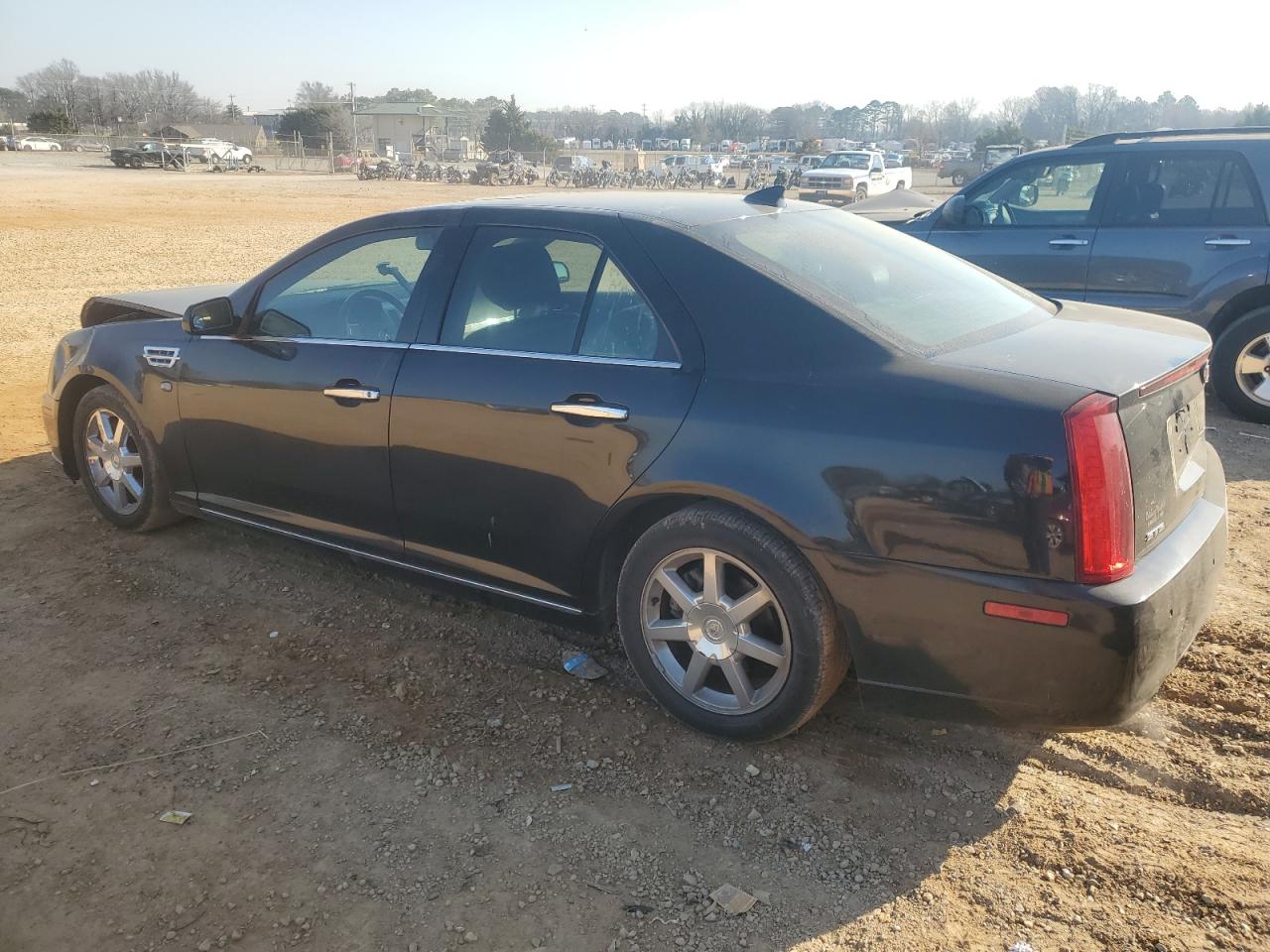 Photo 2 VIN: 1G6DW6ED8B0160857 - CADILLAC STS 