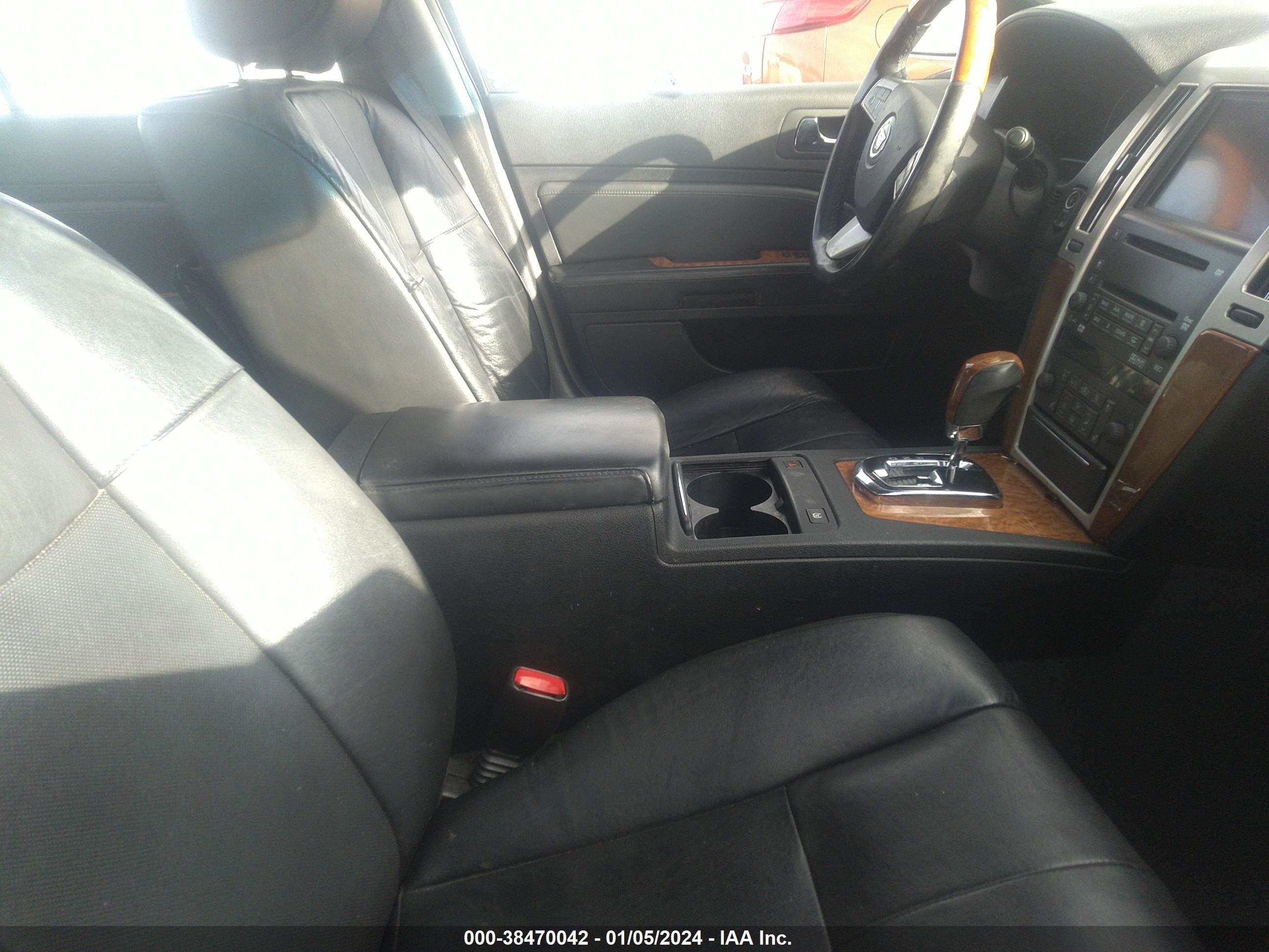 Photo 4 VIN: 1G6DW6EDXB0139105 - CADILLAC STS 