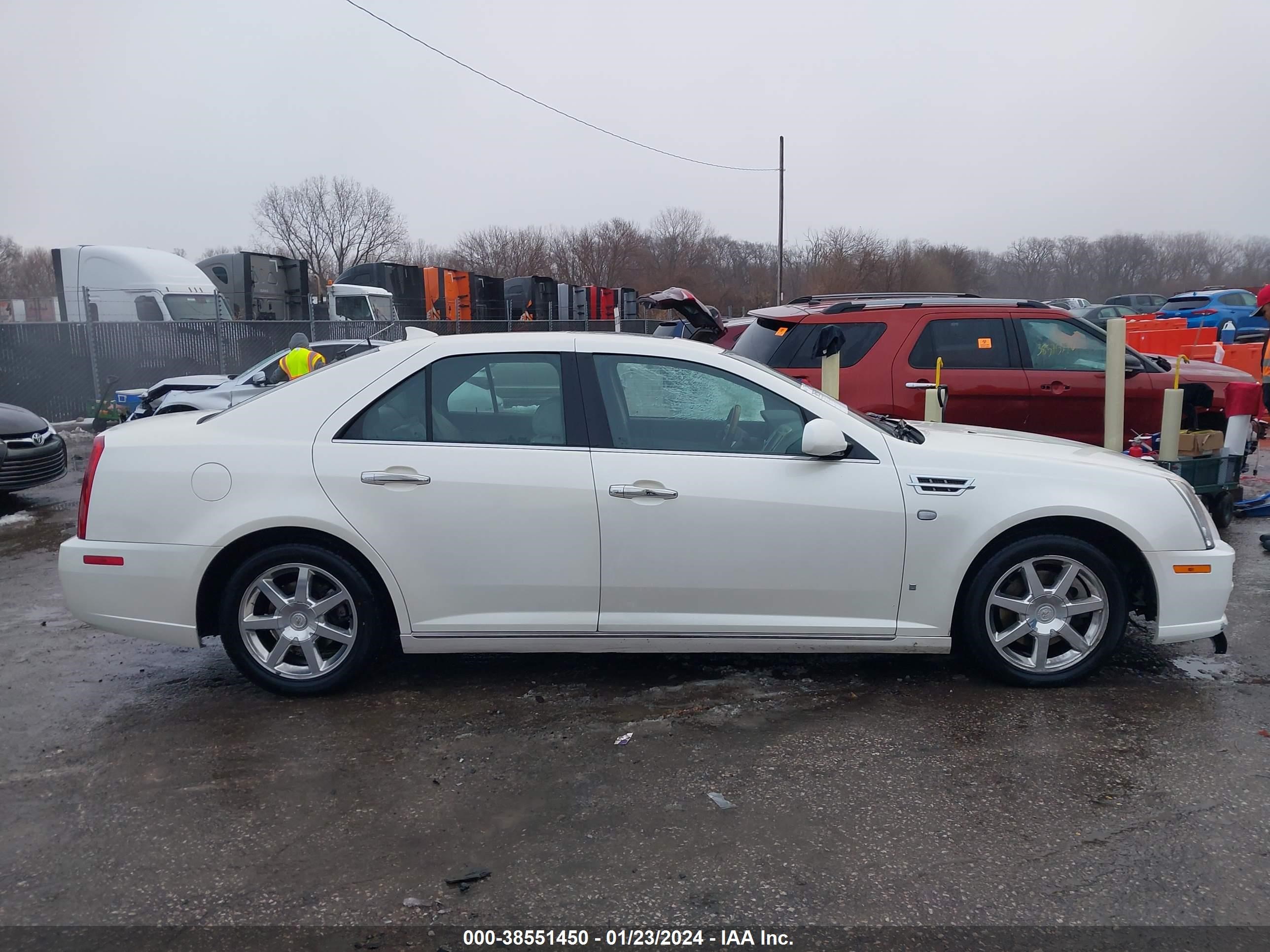 Photo 12 VIN: 1G6DZ67A390171883 - CADILLAC STS 