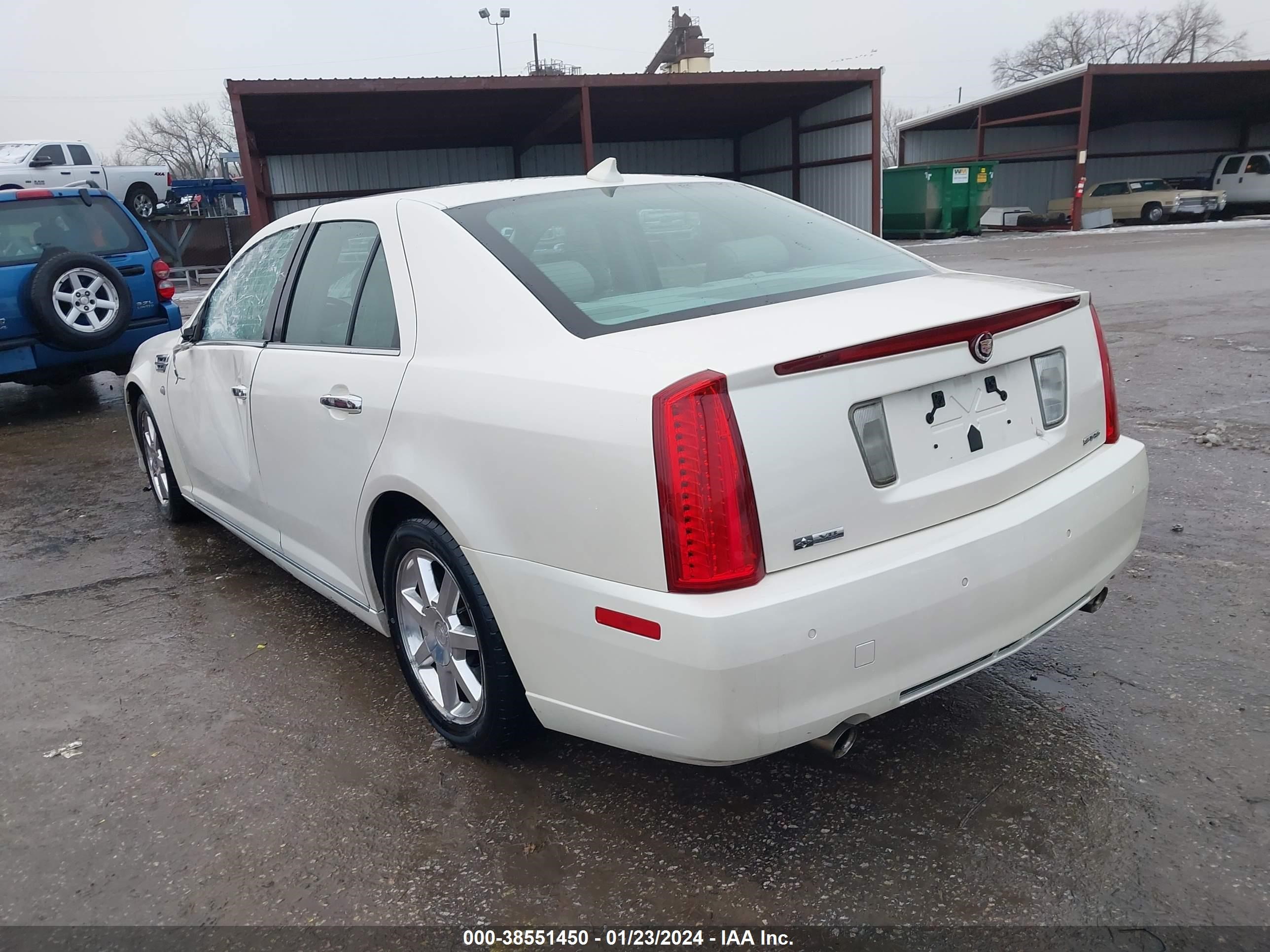 Photo 2 VIN: 1G6DZ67A390171883 - CADILLAC STS 