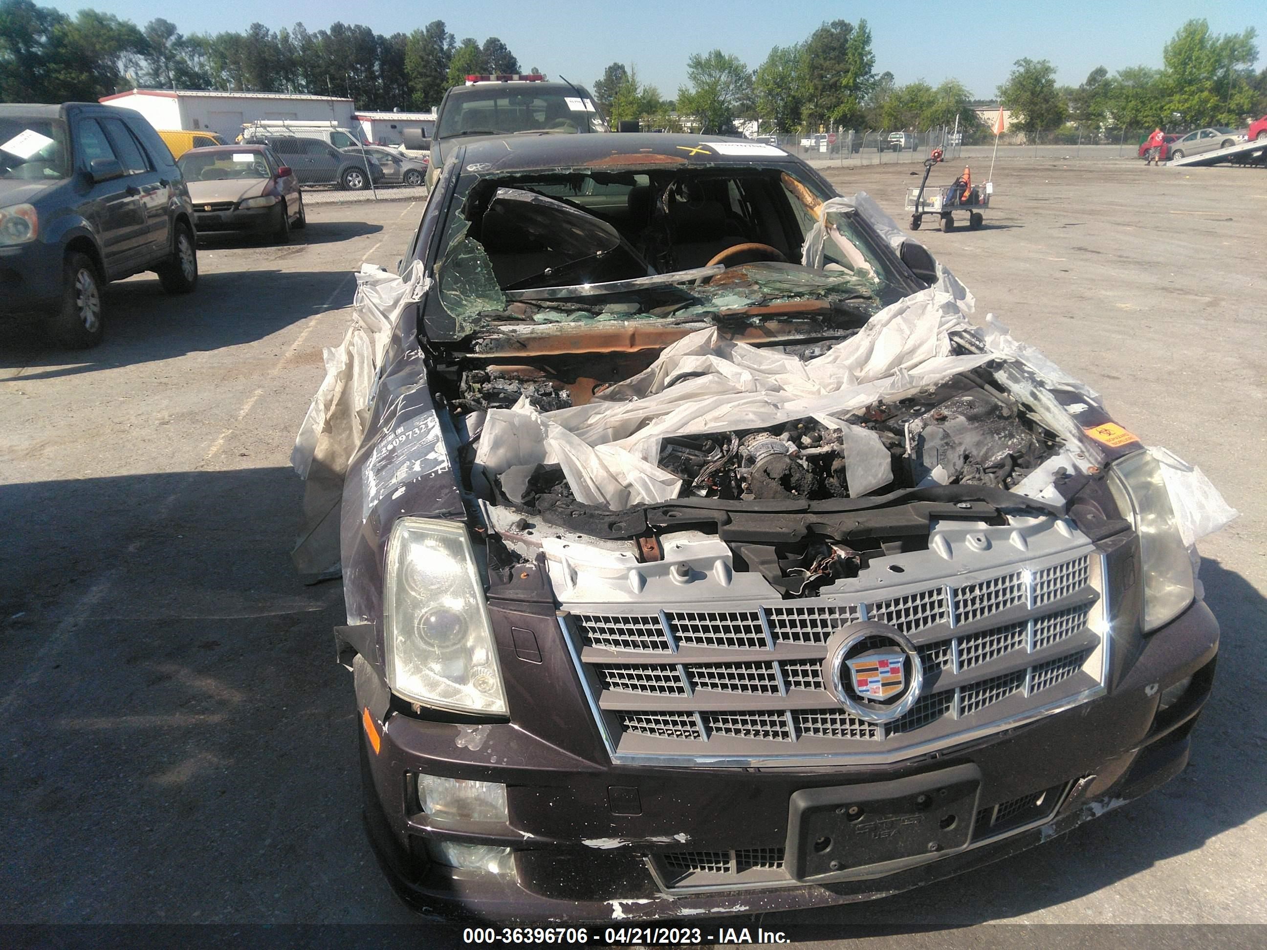 Photo 5 VIN: 1G6DZ67A890174679 - CADILLAC STS 