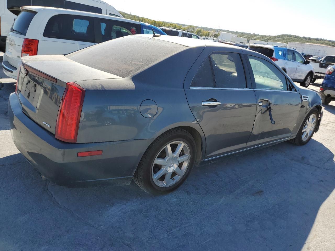 Photo 2 VIN: 1G6DZ67A980166993 - CADILLAC STS 