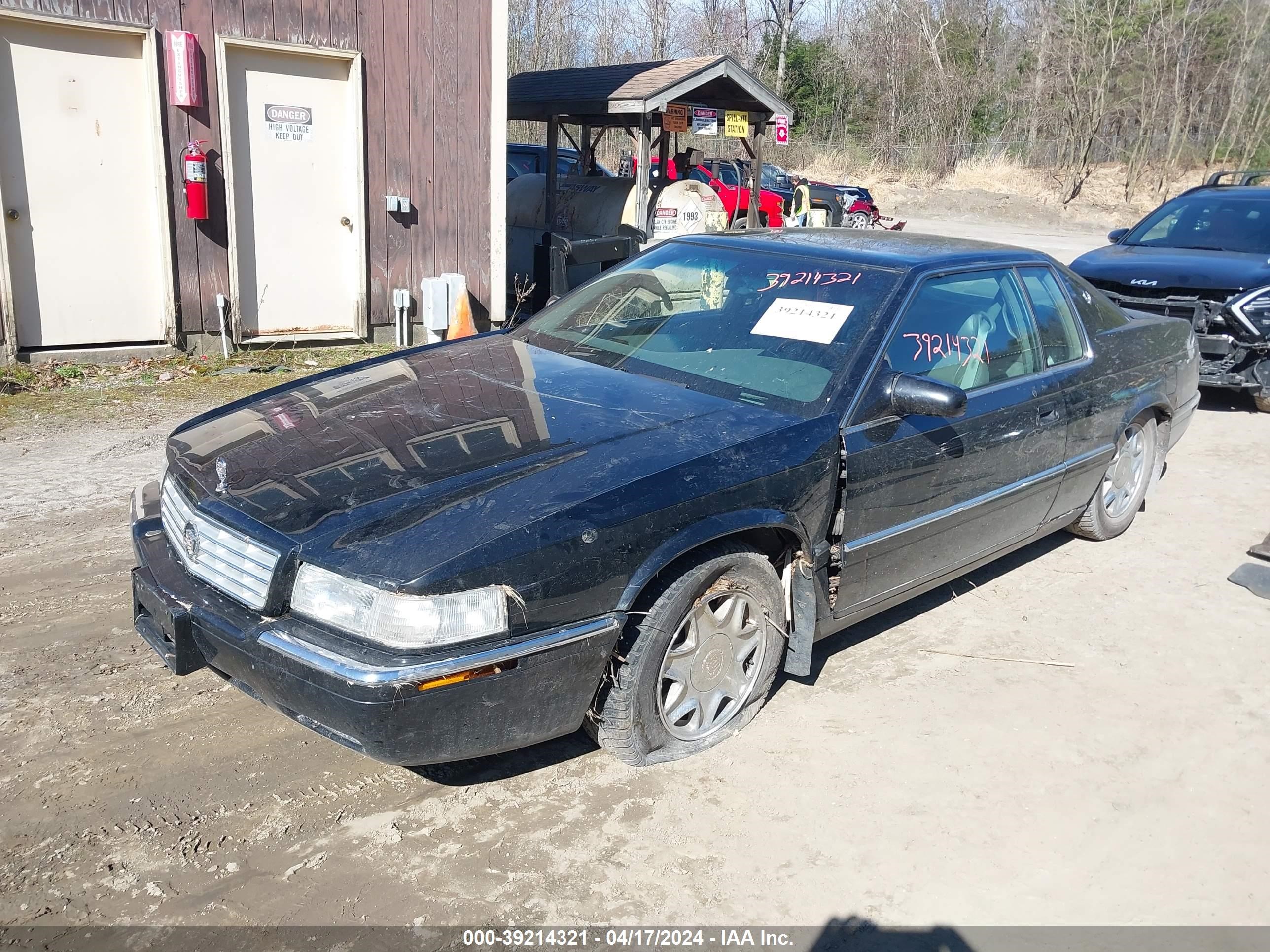 Photo 1 VIN: 1G6EL12Y01B107743 - CADILLAC ELDORADO 