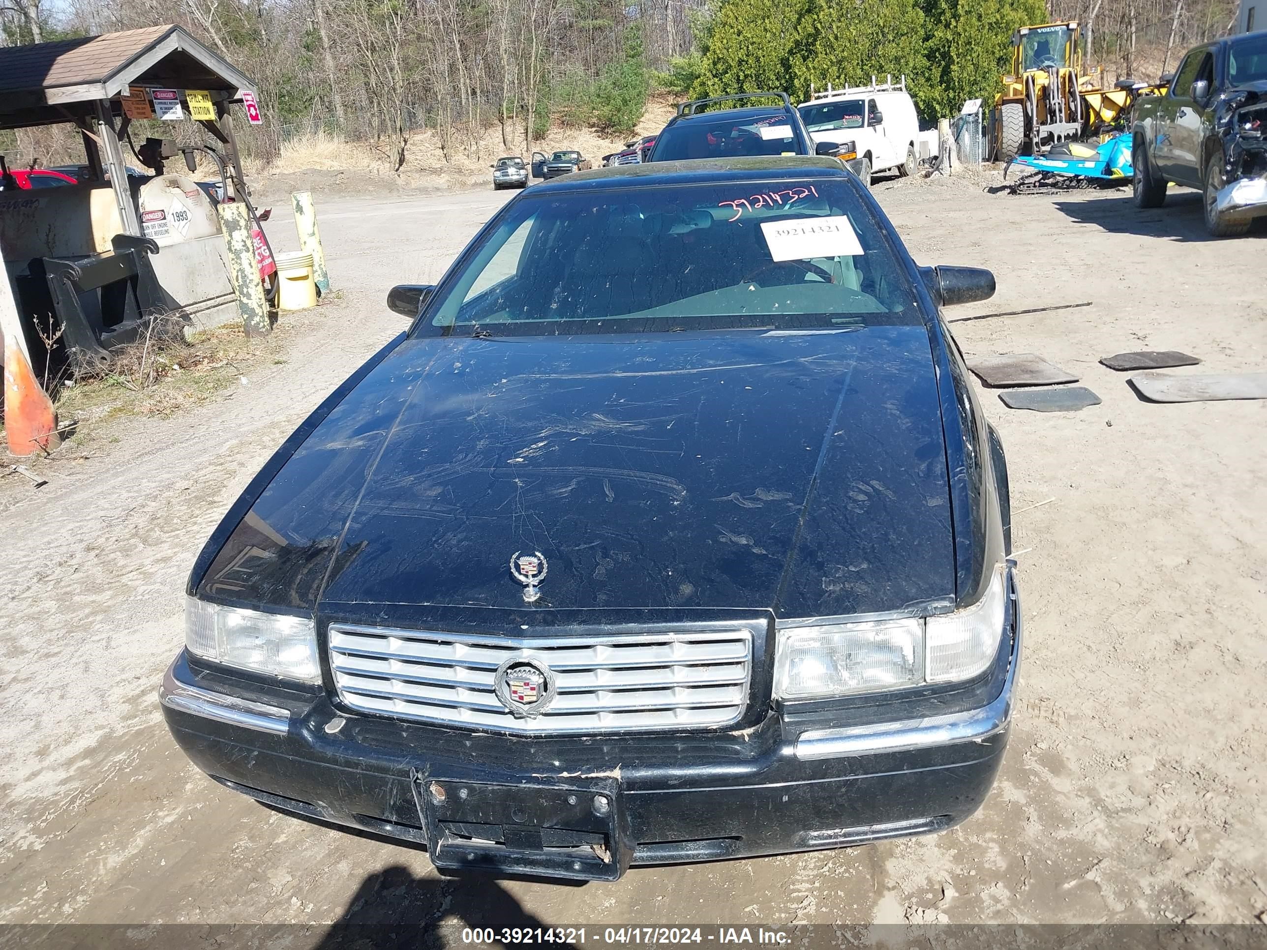 Photo 11 VIN: 1G6EL12Y01B107743 - CADILLAC ELDORADO 