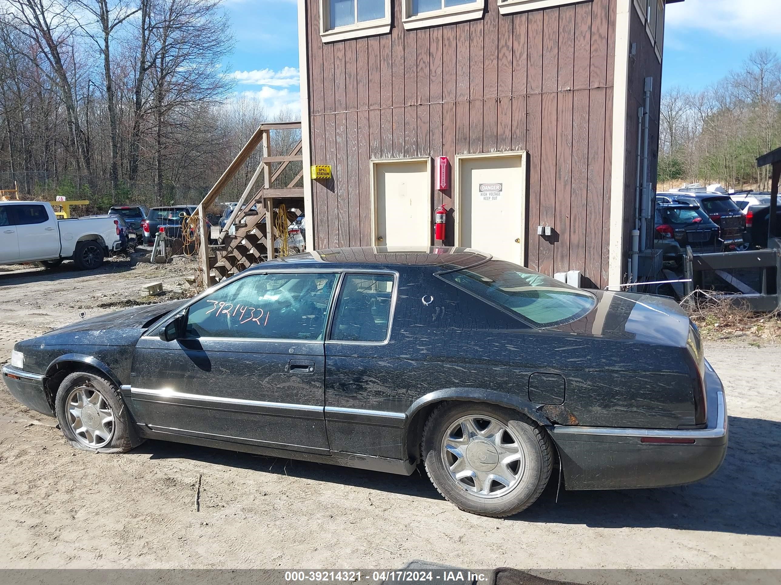 Photo 13 VIN: 1G6EL12Y01B107743 - CADILLAC ELDORADO 