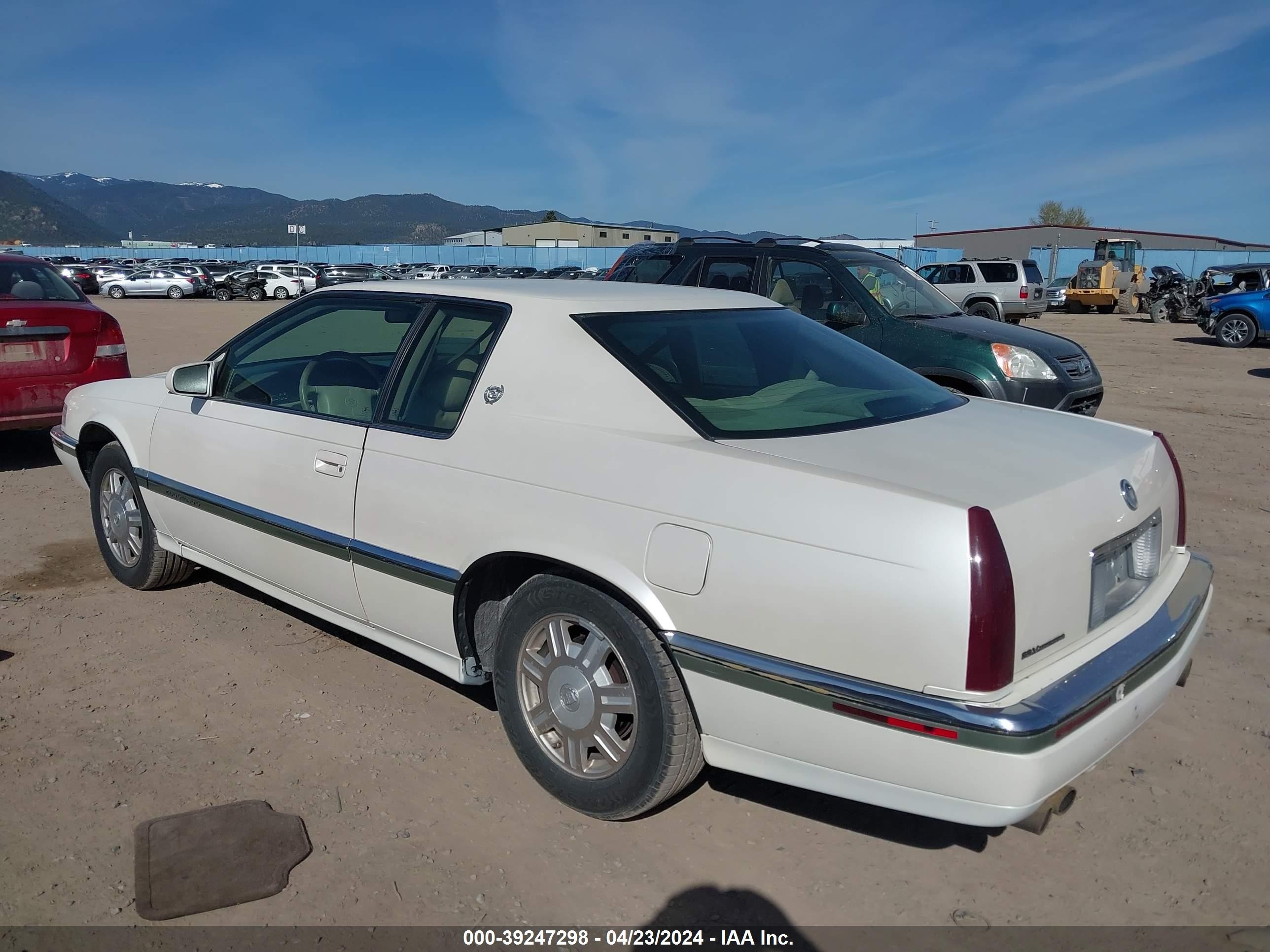 Photo 2 VIN: 1G6EL12Y1RU621343 - CADILLAC ELDORADO 