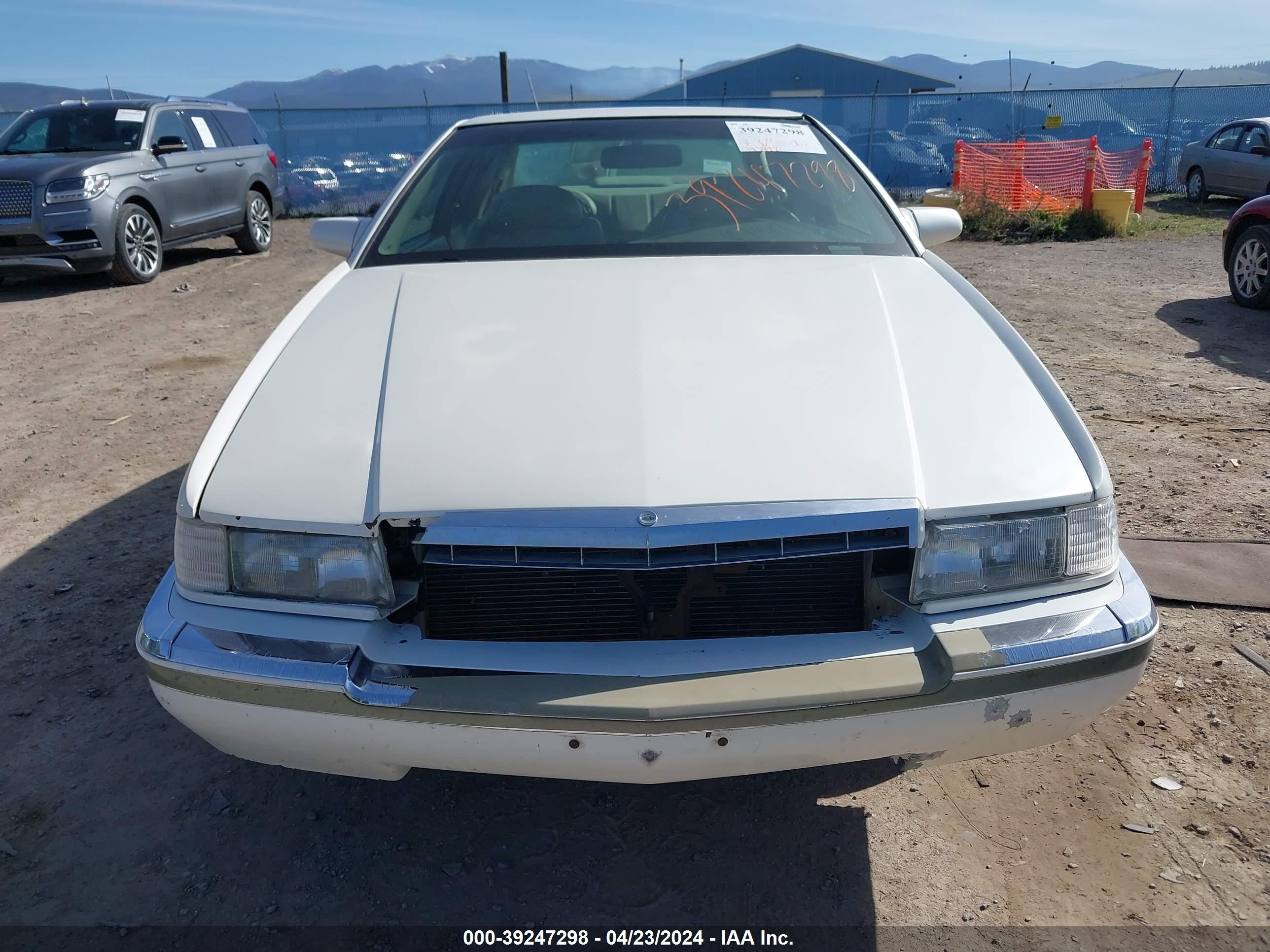 Photo 5 VIN: 1G6EL12Y1RU621343 - CADILLAC ELDORADO 