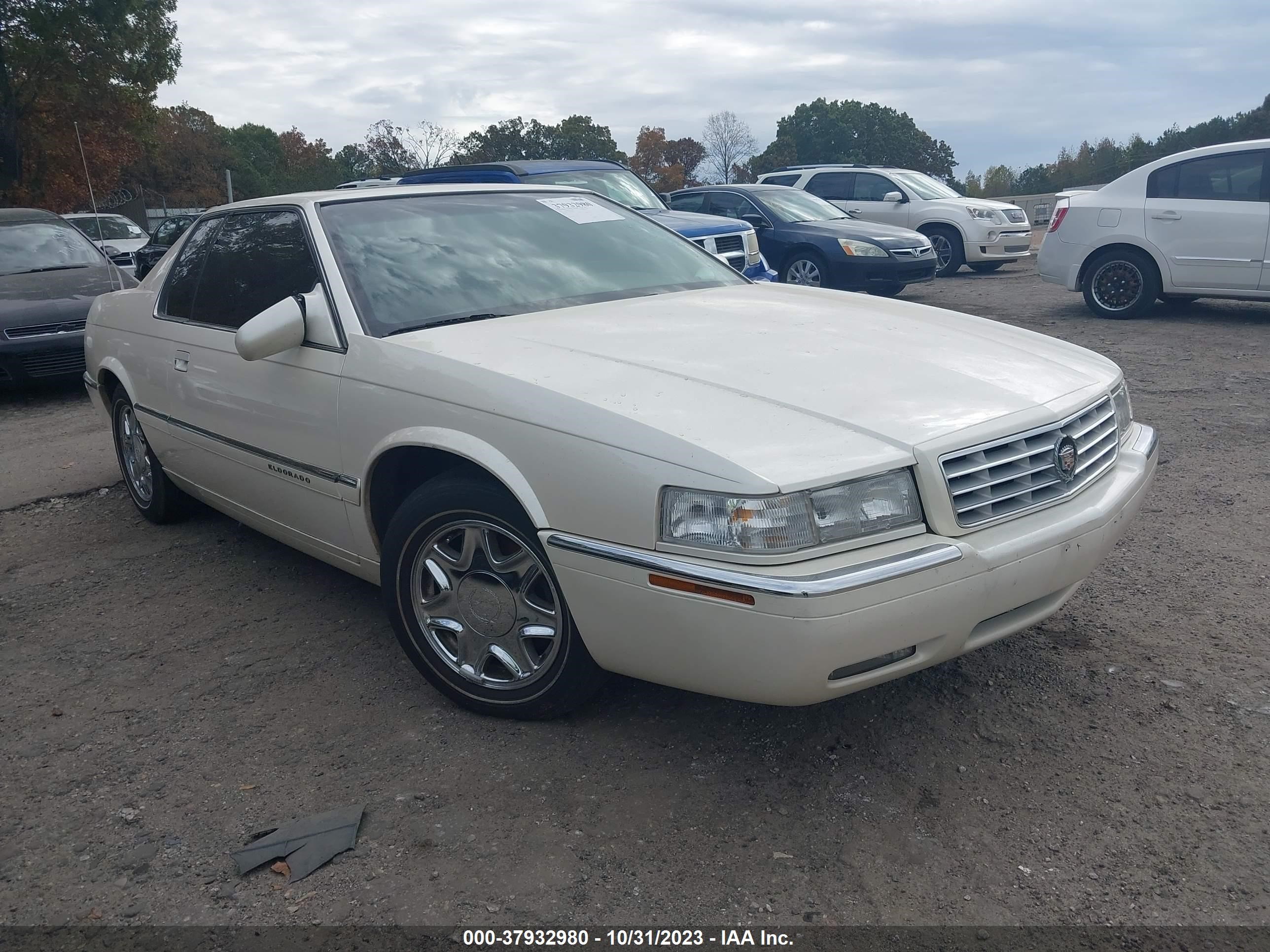 Photo 0 VIN: 1G6EL12Y2XU601633 - CADILLAC ELDORADO 