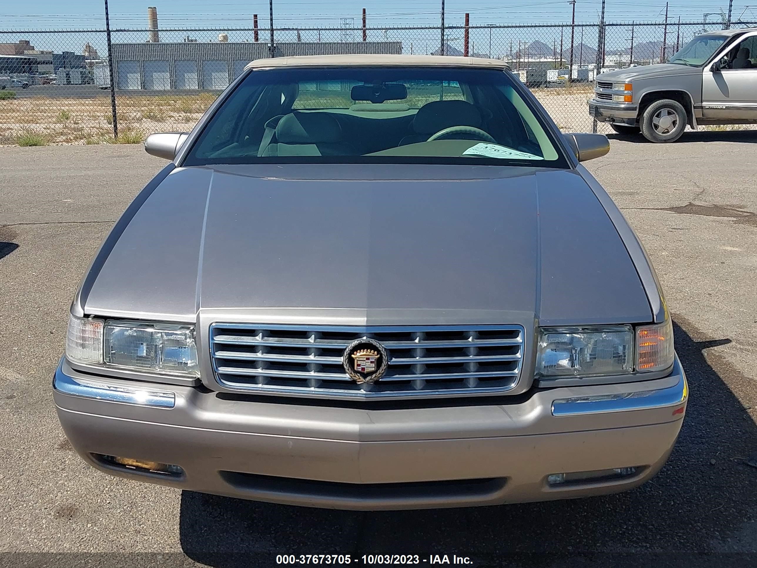 Photo 11 VIN: 1G6EL12Y3TU602381 - CADILLAC ELDORADO 