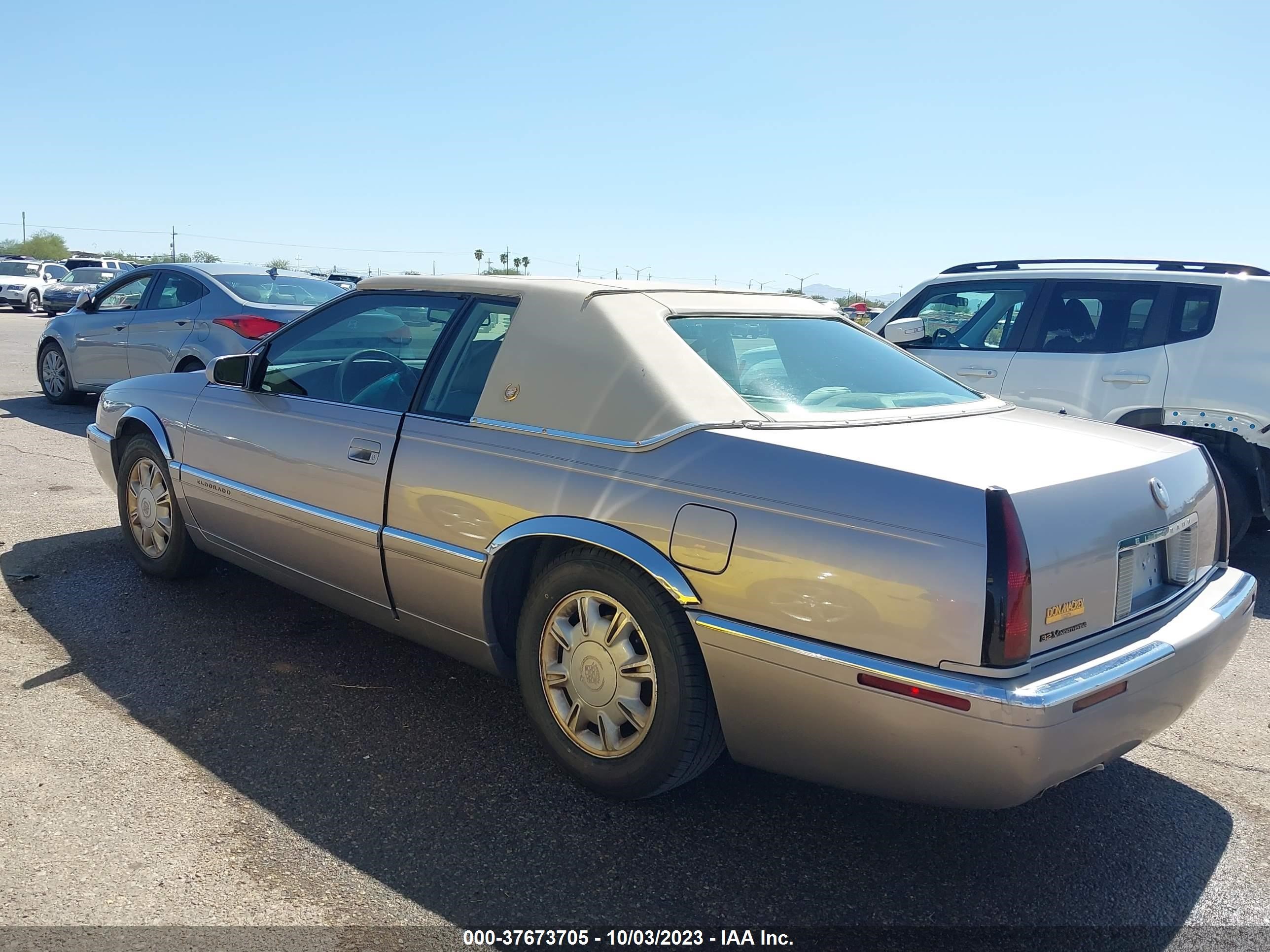 Photo 2 VIN: 1G6EL12Y3TU602381 - CADILLAC ELDORADO 