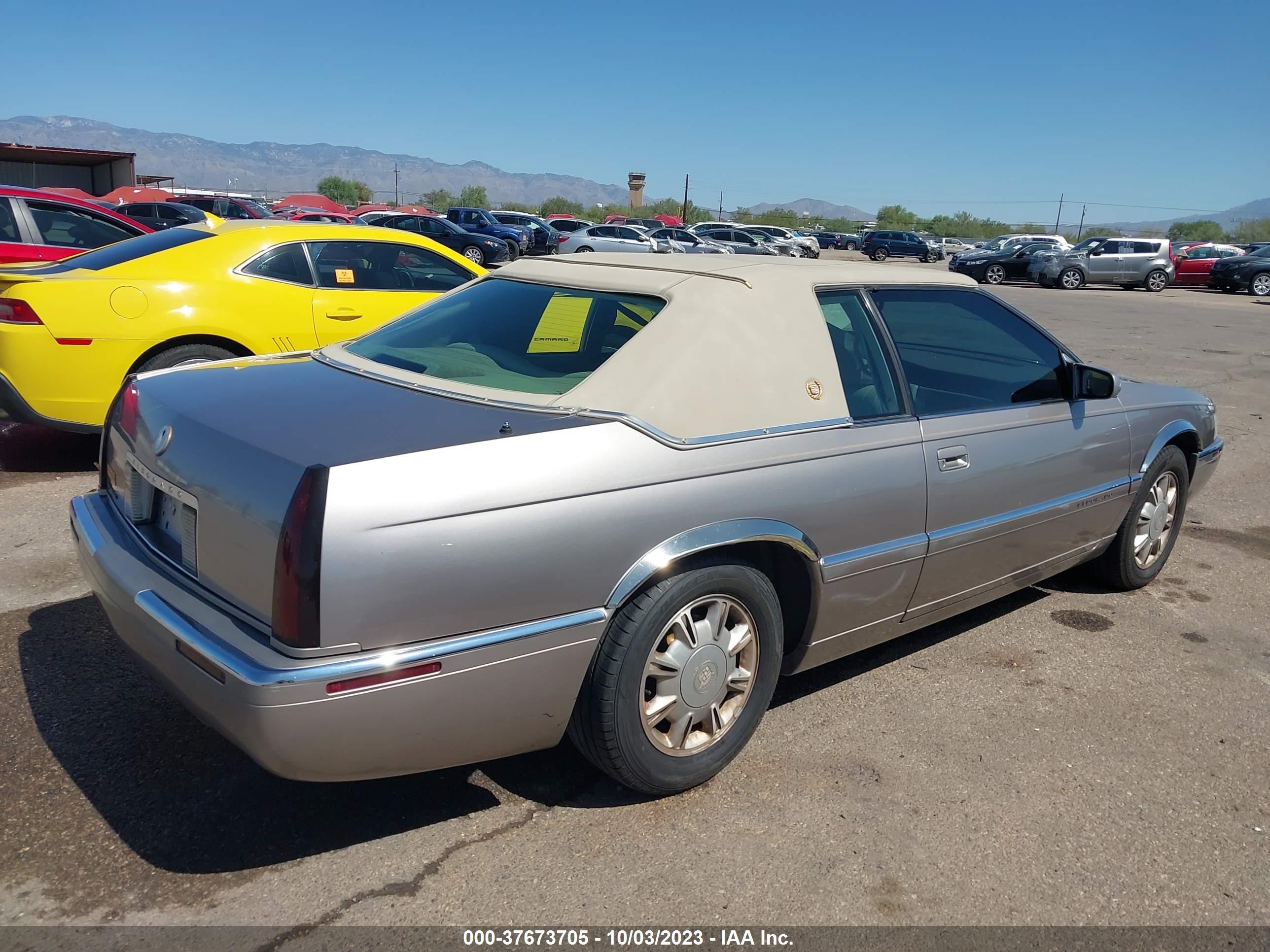 Photo 3 VIN: 1G6EL12Y3TU602381 - CADILLAC ELDORADO 